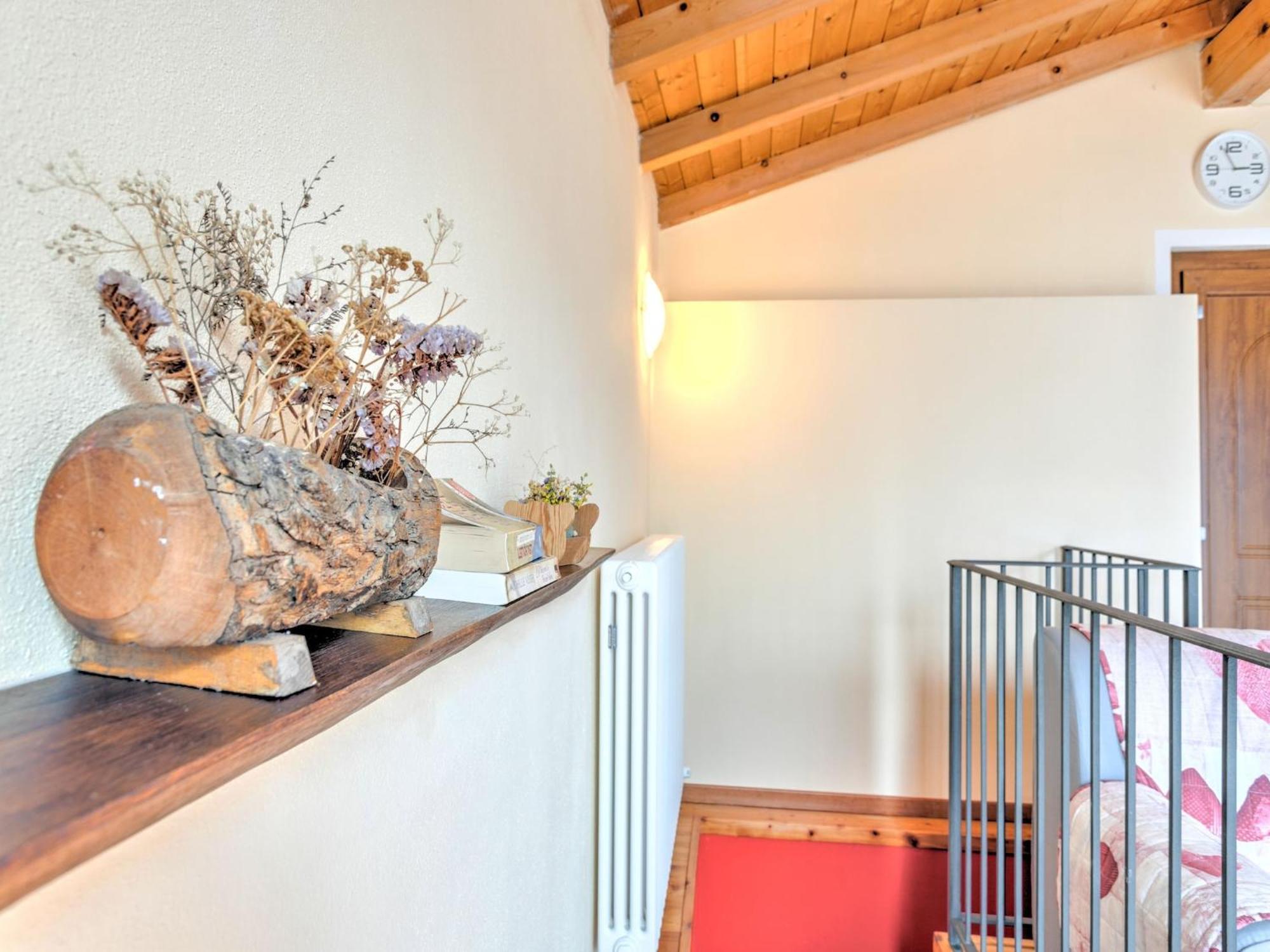 Wonderful Flat With Swimming Pool Lift And Garden Apartment *