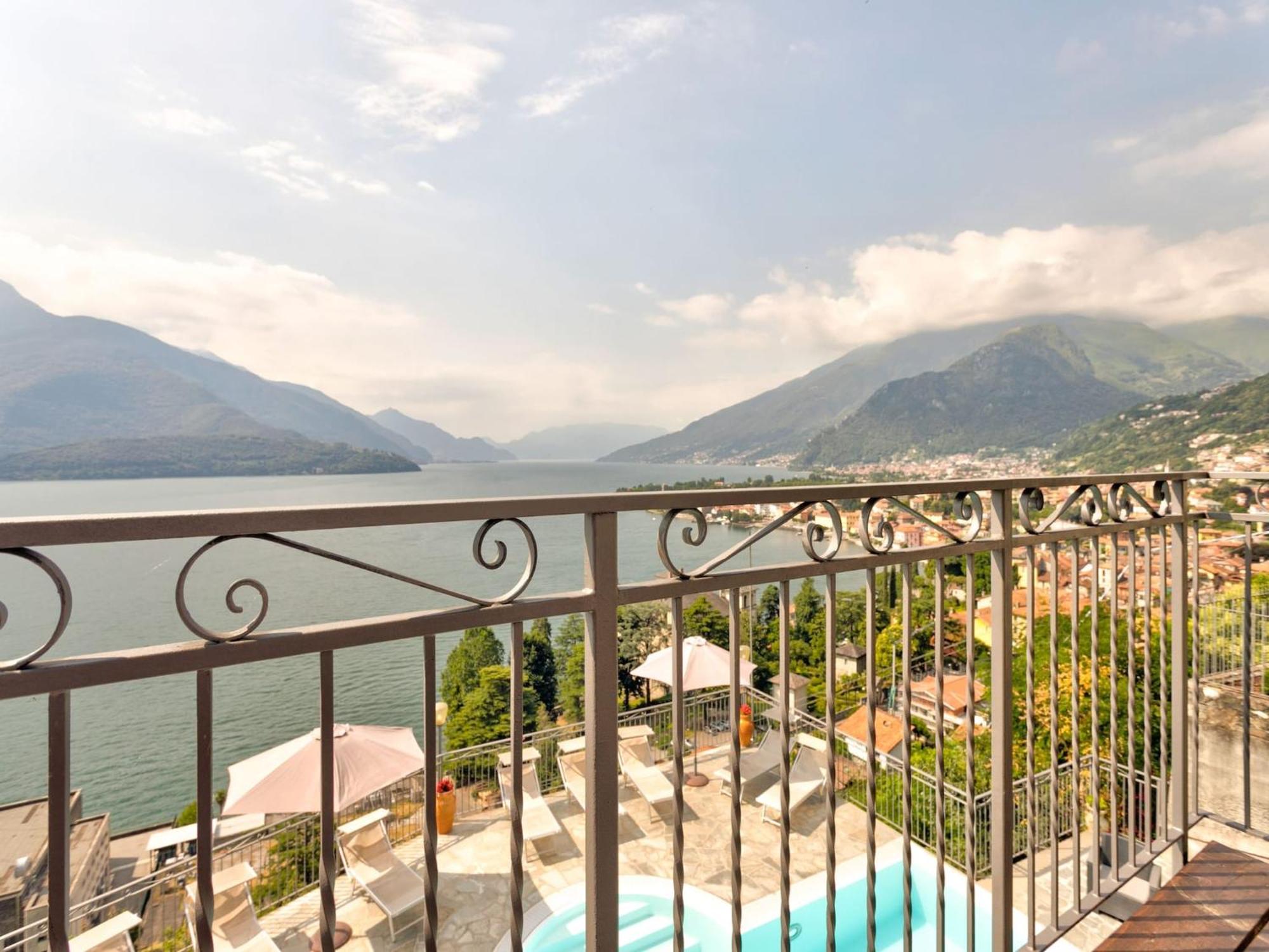 Wonderful Flat With Swimming Pool Lift And Garden Apartment Gravedona