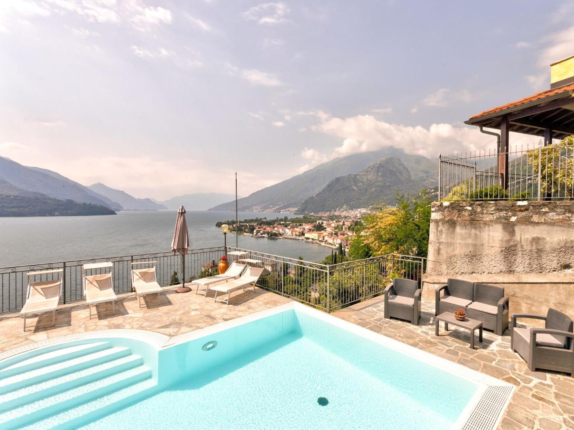 Wonderful Flat With Swimming Pool Lift And Garden