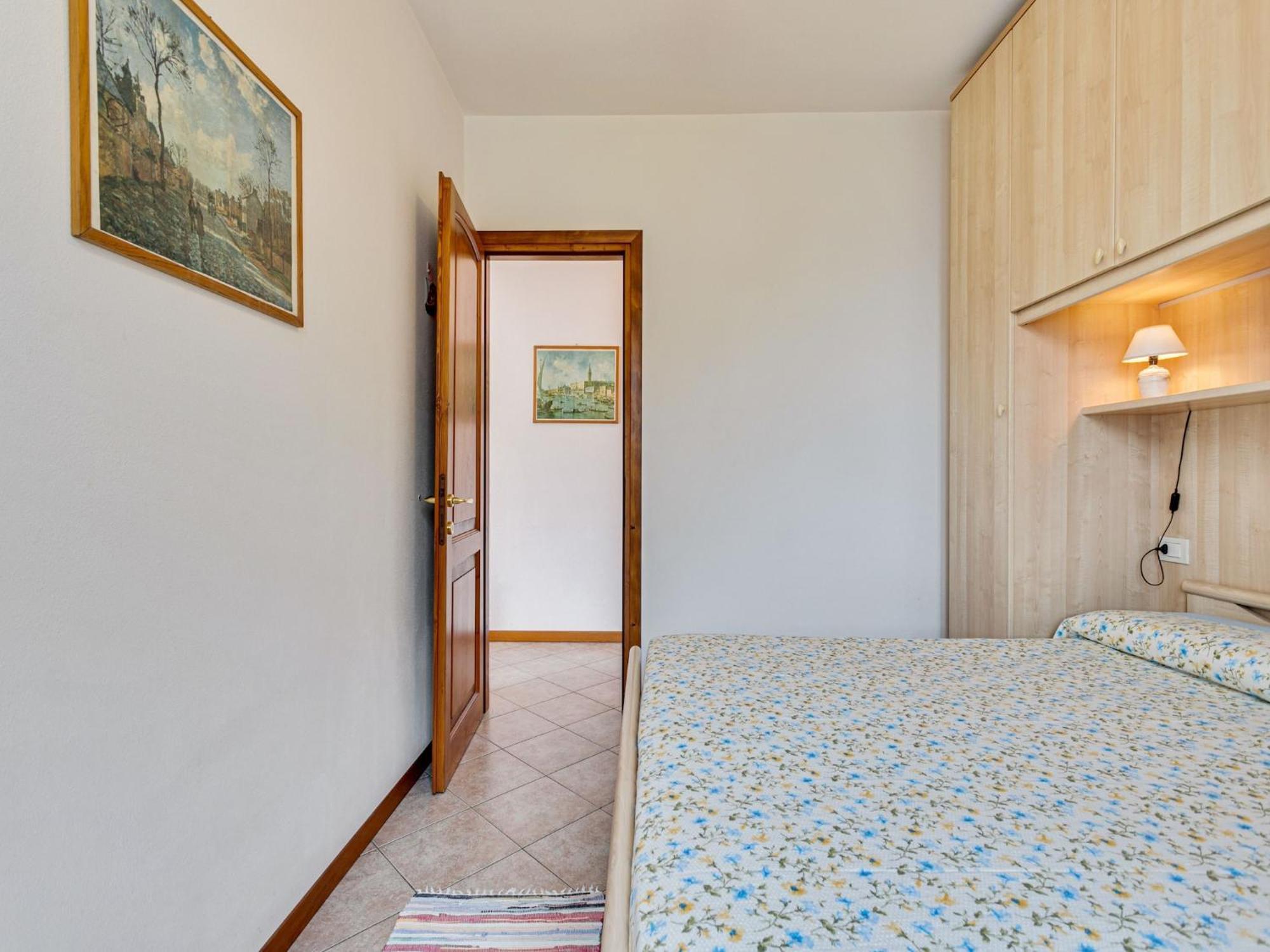 Wonderful Flat With Swimming Pool Lift And Garden
