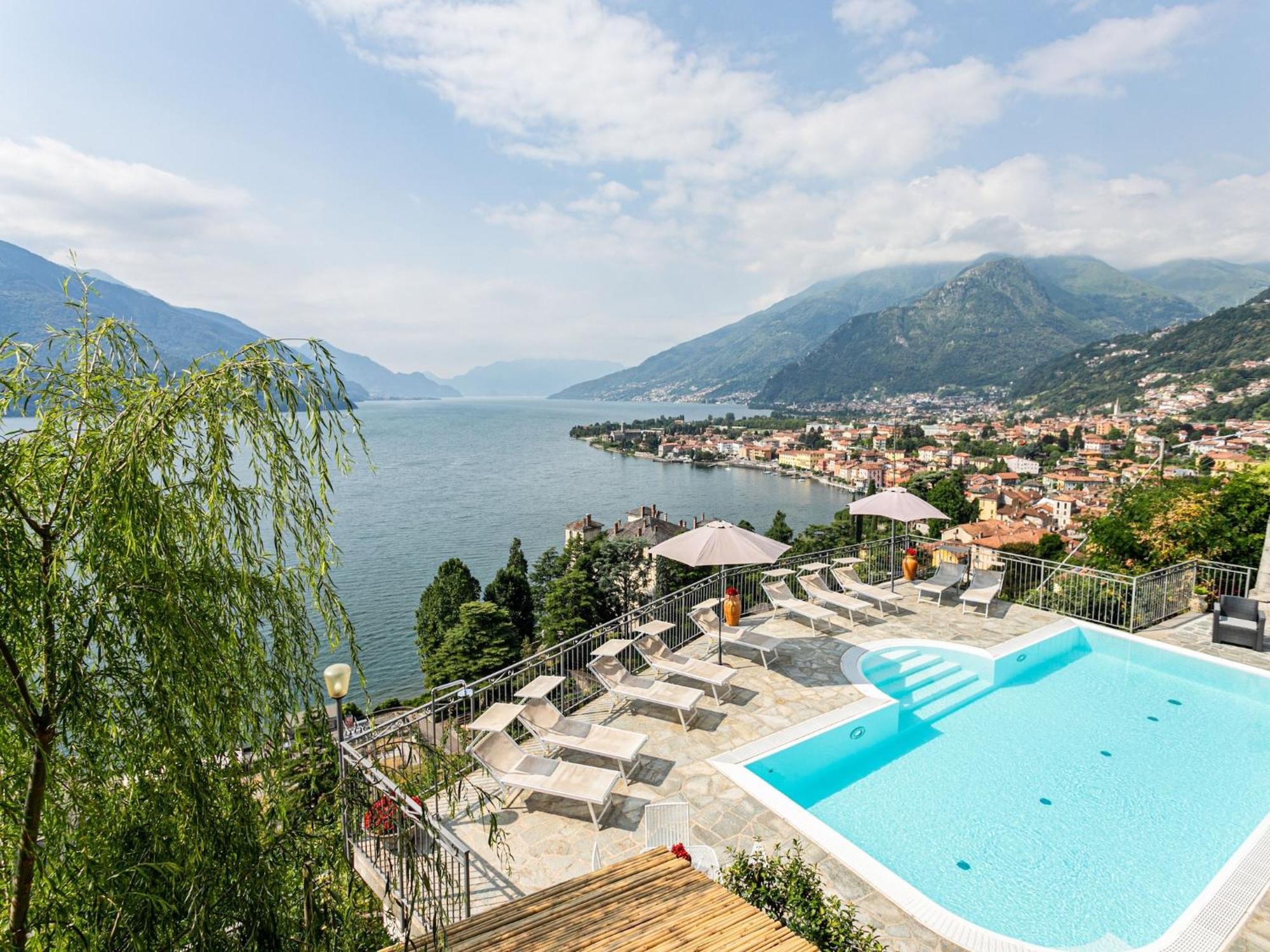 Wonderful Flat With Swimming Pool Lift And Garden Apartment *