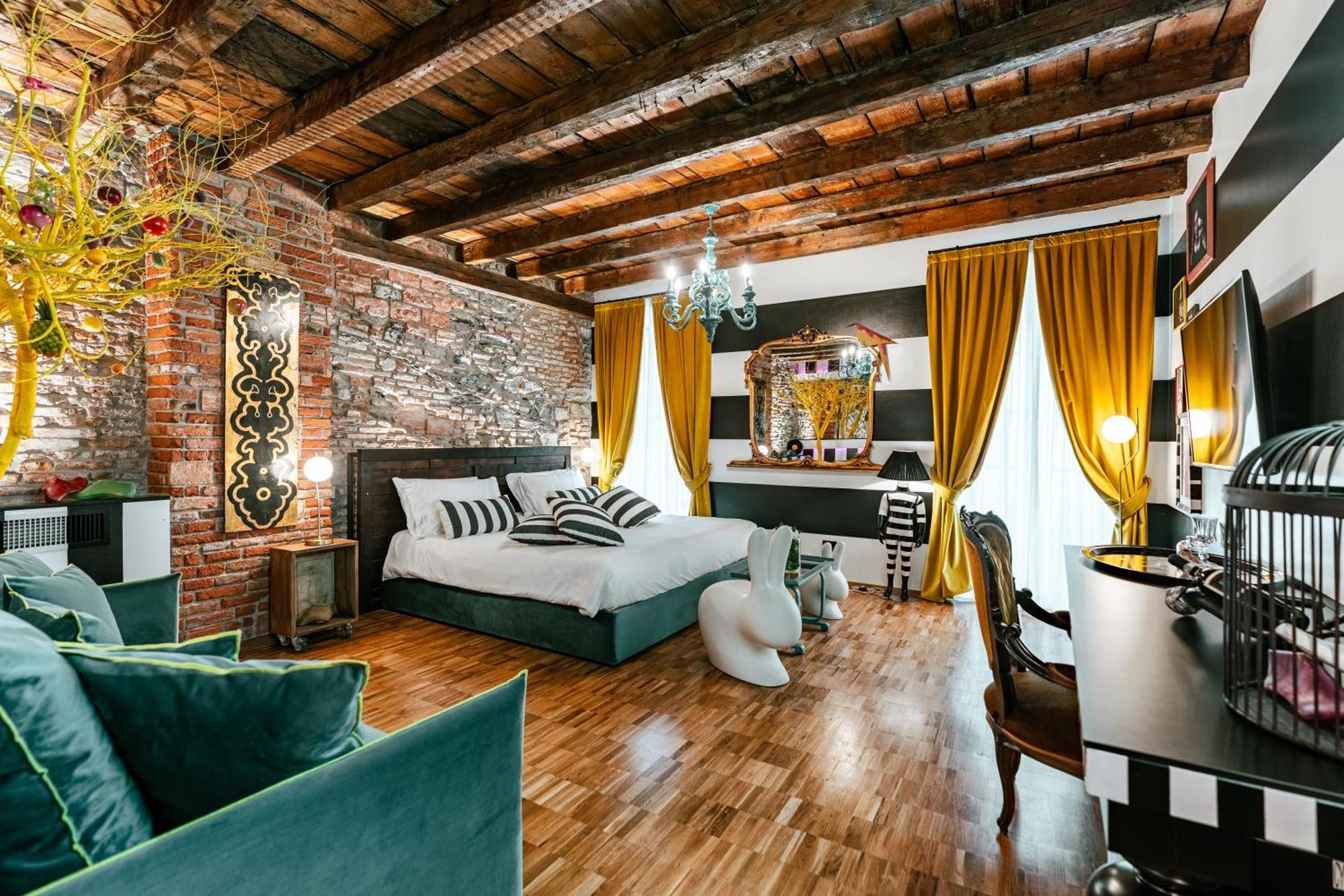 Aurum - Luxury Guest house