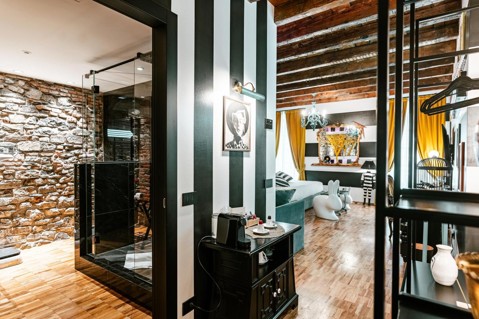 Affittacamere Palazzo Aurum *