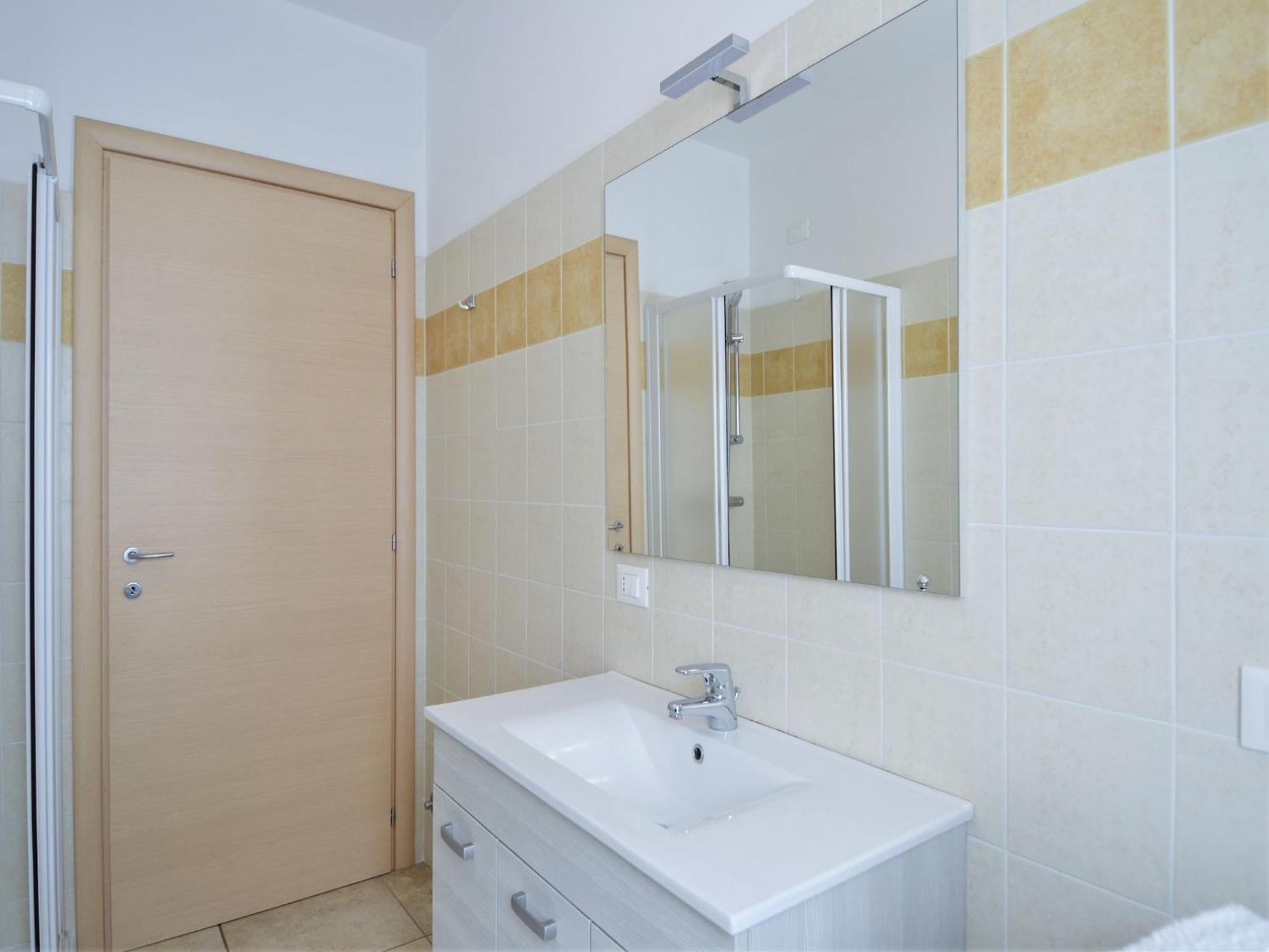 Simplistic In With Balcony Terrace * Dervio