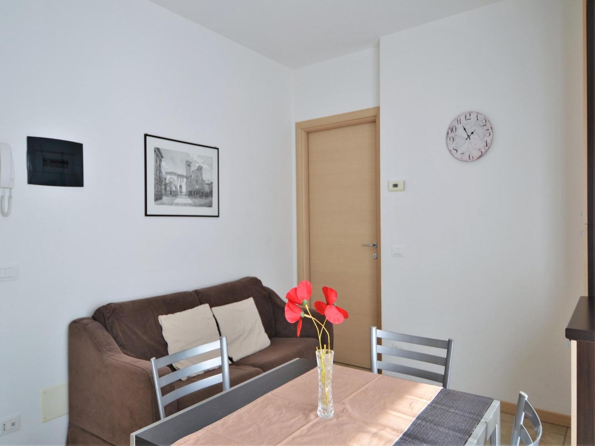 Snug In With Balcony Or Terrace Dervio