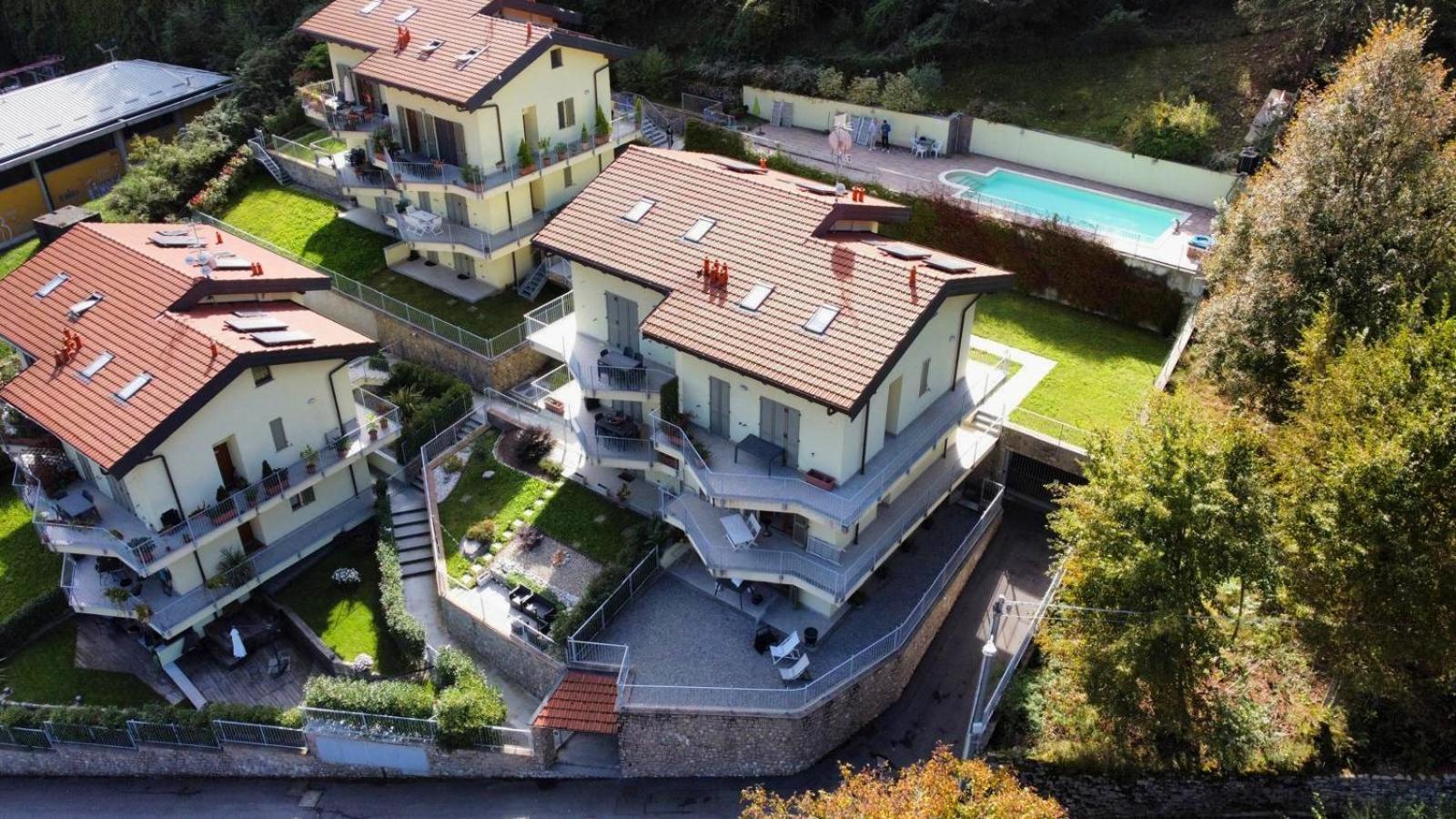 Holiday home Vista Dolce Isola _ Lakeview Pool, Terrace & Garden