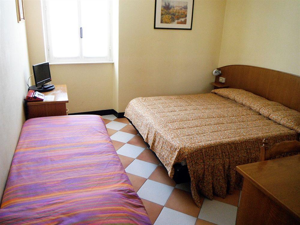 Montecodeno Hotel