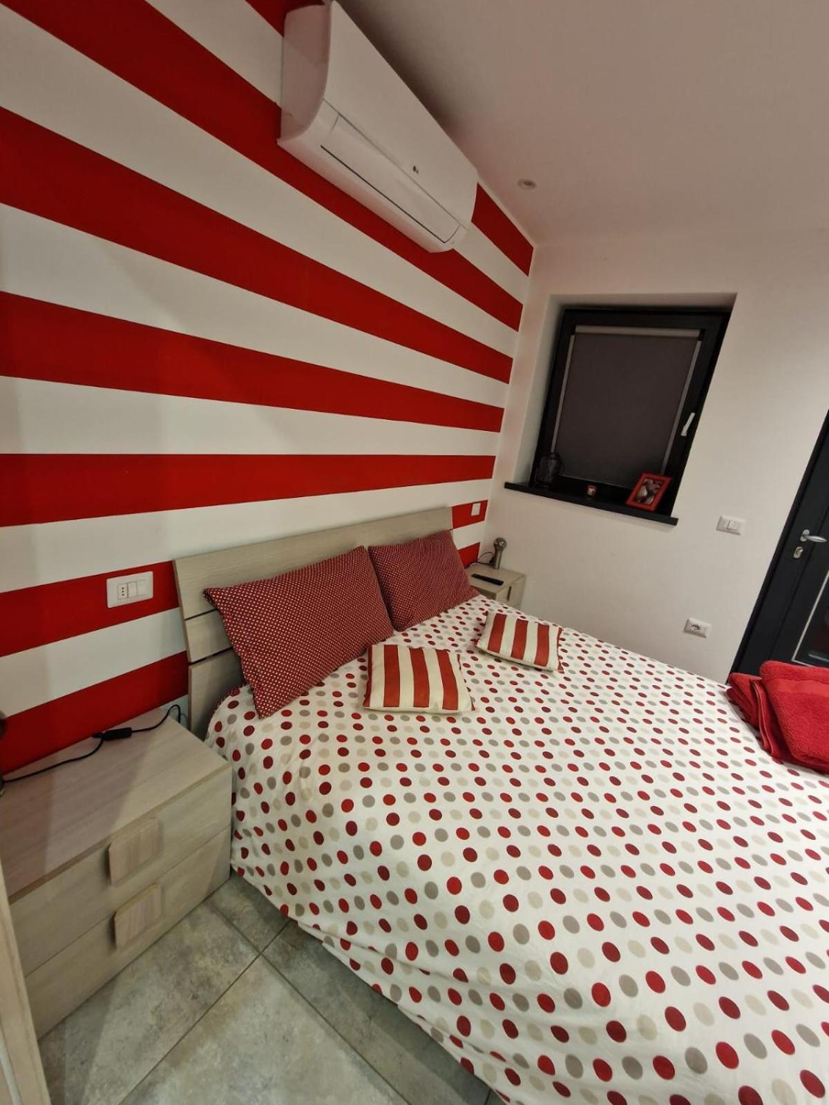Casa Rosso Blu Bed & Breakfast