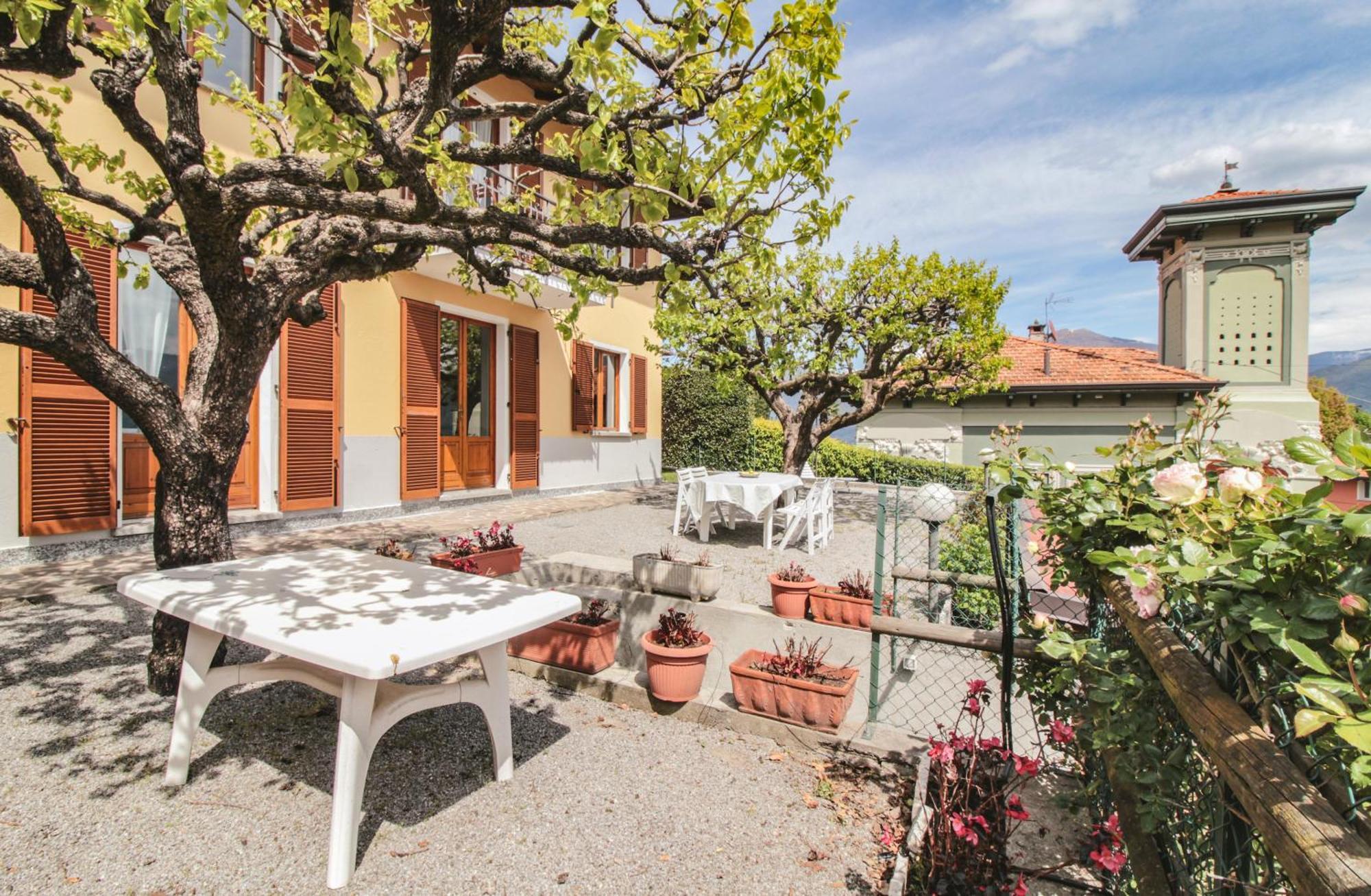 Sanziana Apartment *
