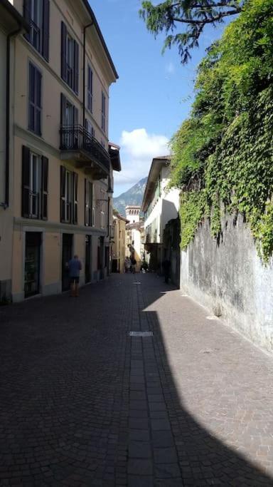 Ampio Monolocale Vicino Al Lungolago Di * Lecco