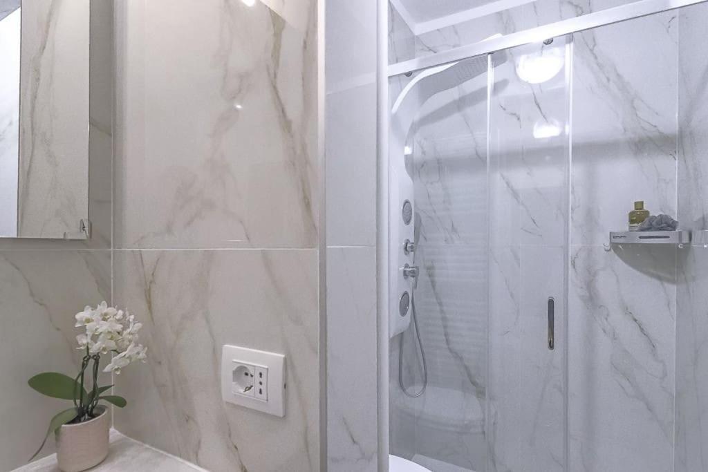 Apartment New Private In A-c Self Check-in *