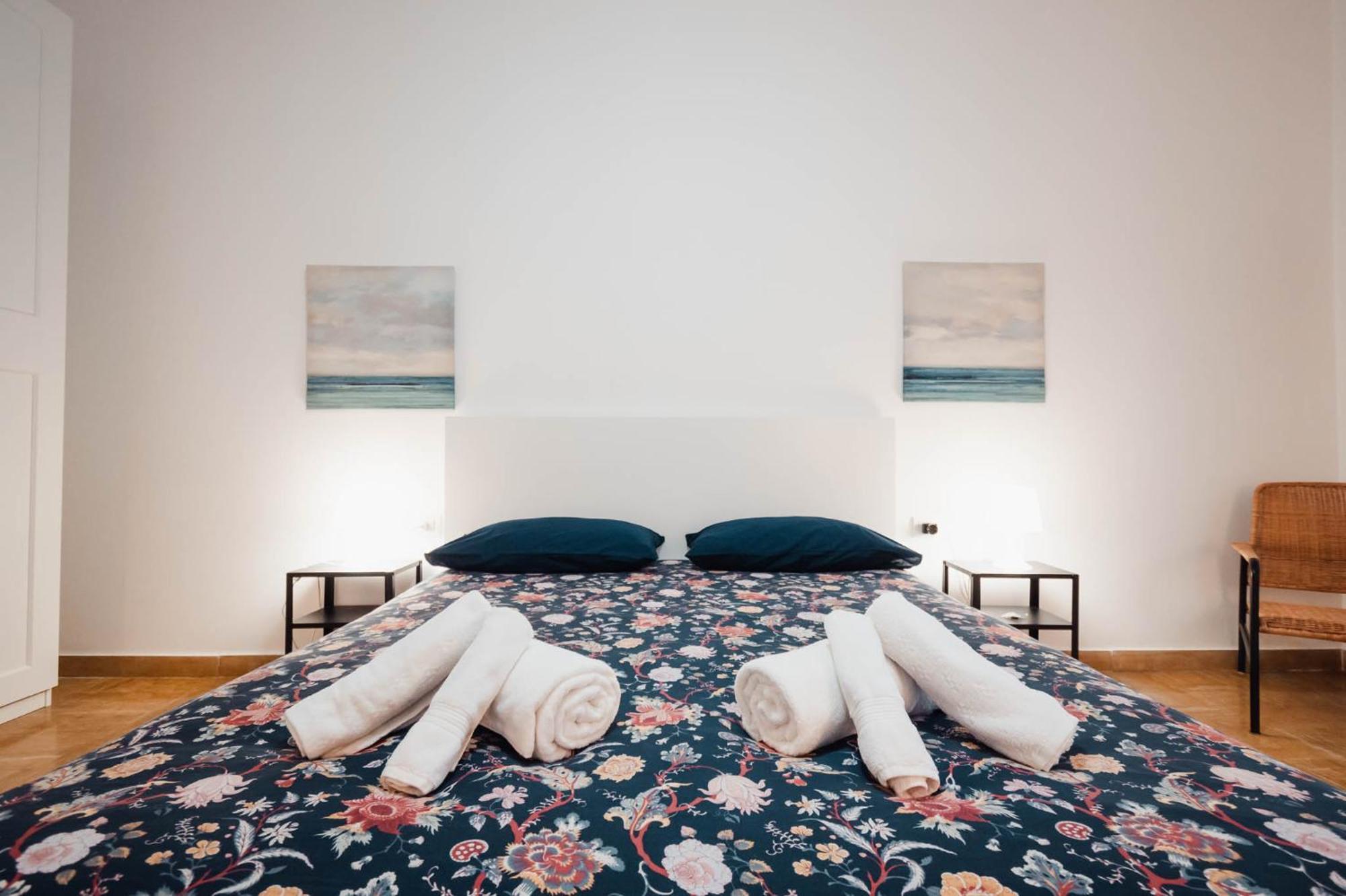 Sweethome Ampio Bilocale In Centro Con Parcheggio Gratuito Coperto Vicino A Stazione Como-milano Apartment Erba