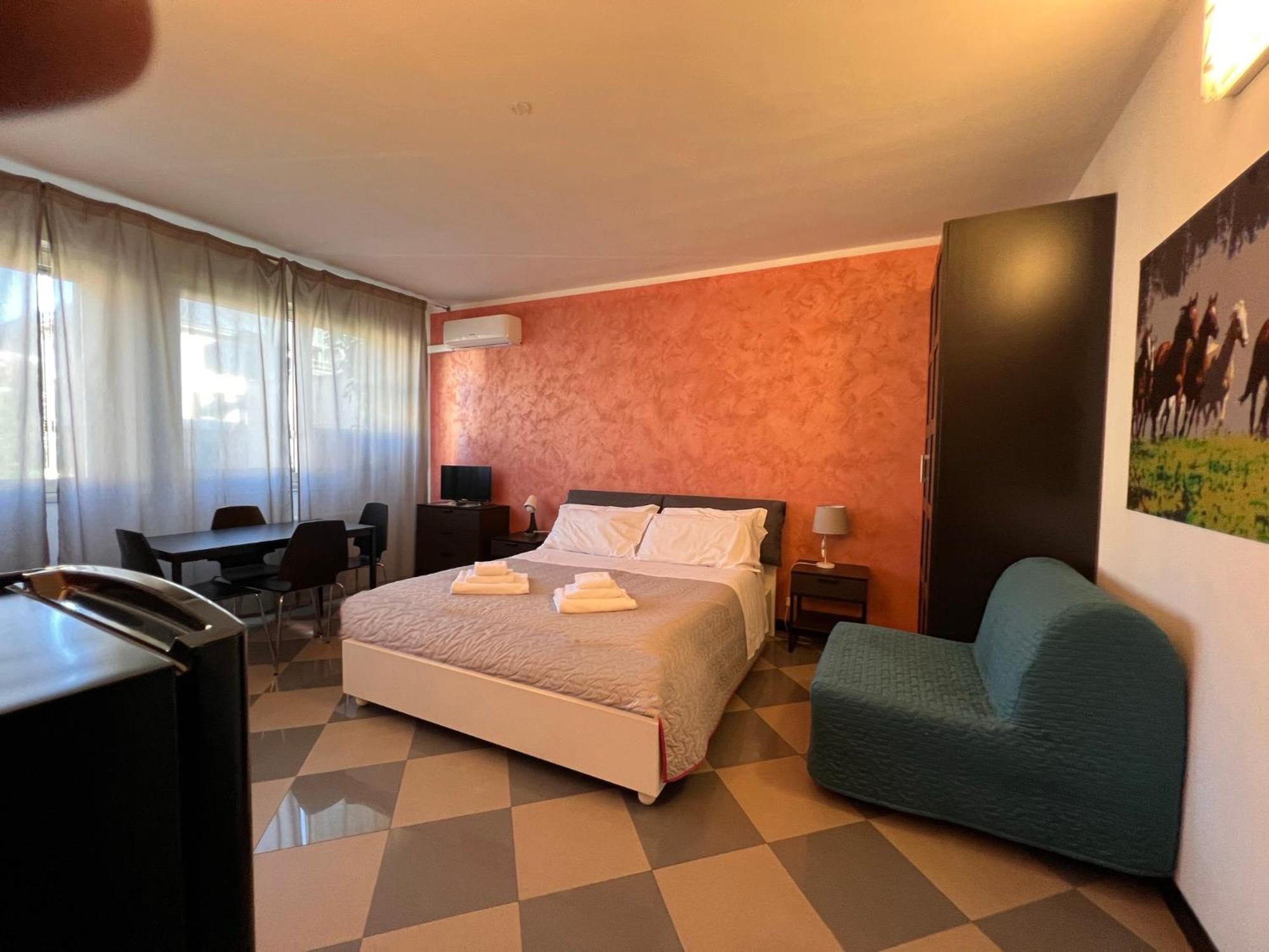 Apartment Aurora Como