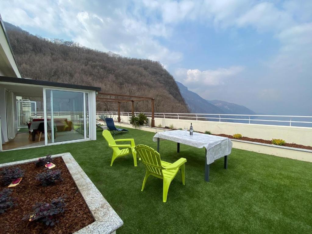 Apartment Penthouse With Big Terrace In With Pool *