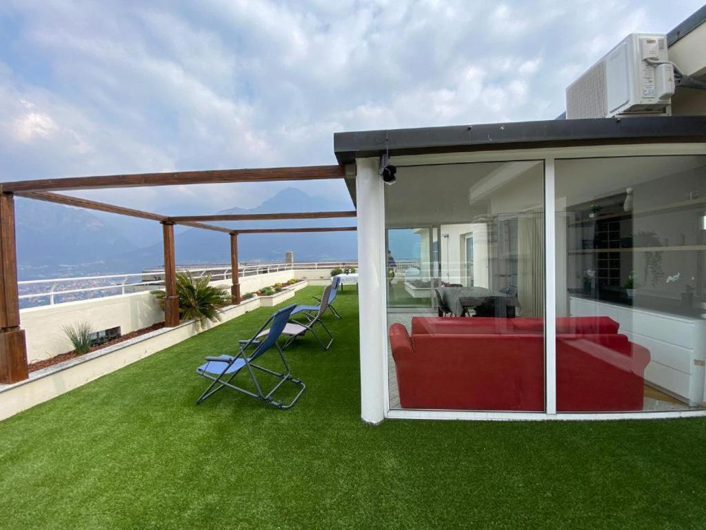 Penthouse With Big Terrace In With Pool