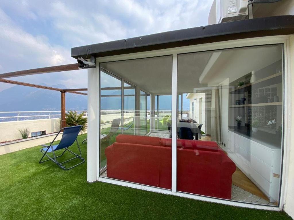 Penthouse With Big Terrace In With Pool Valbrona