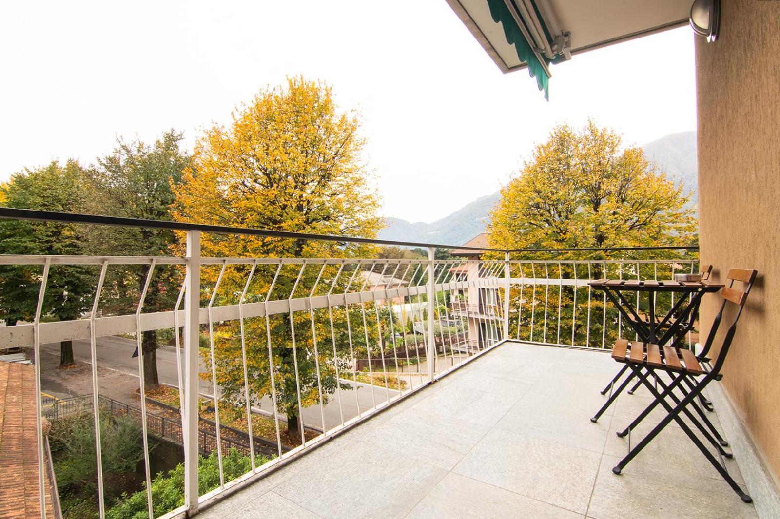 Casa Lella, *