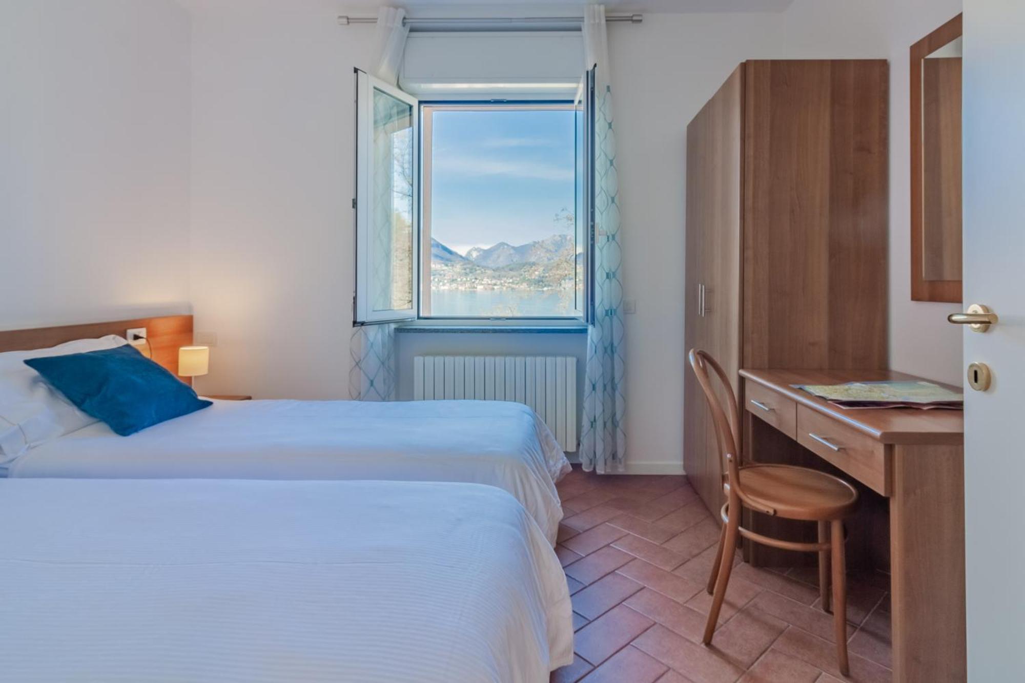 Apartment Flower House With View By Wonderful Italy