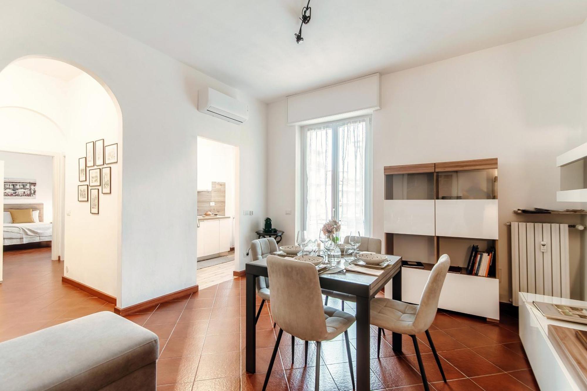 Apartment Zamenhof 9 - By Myhomeincomo