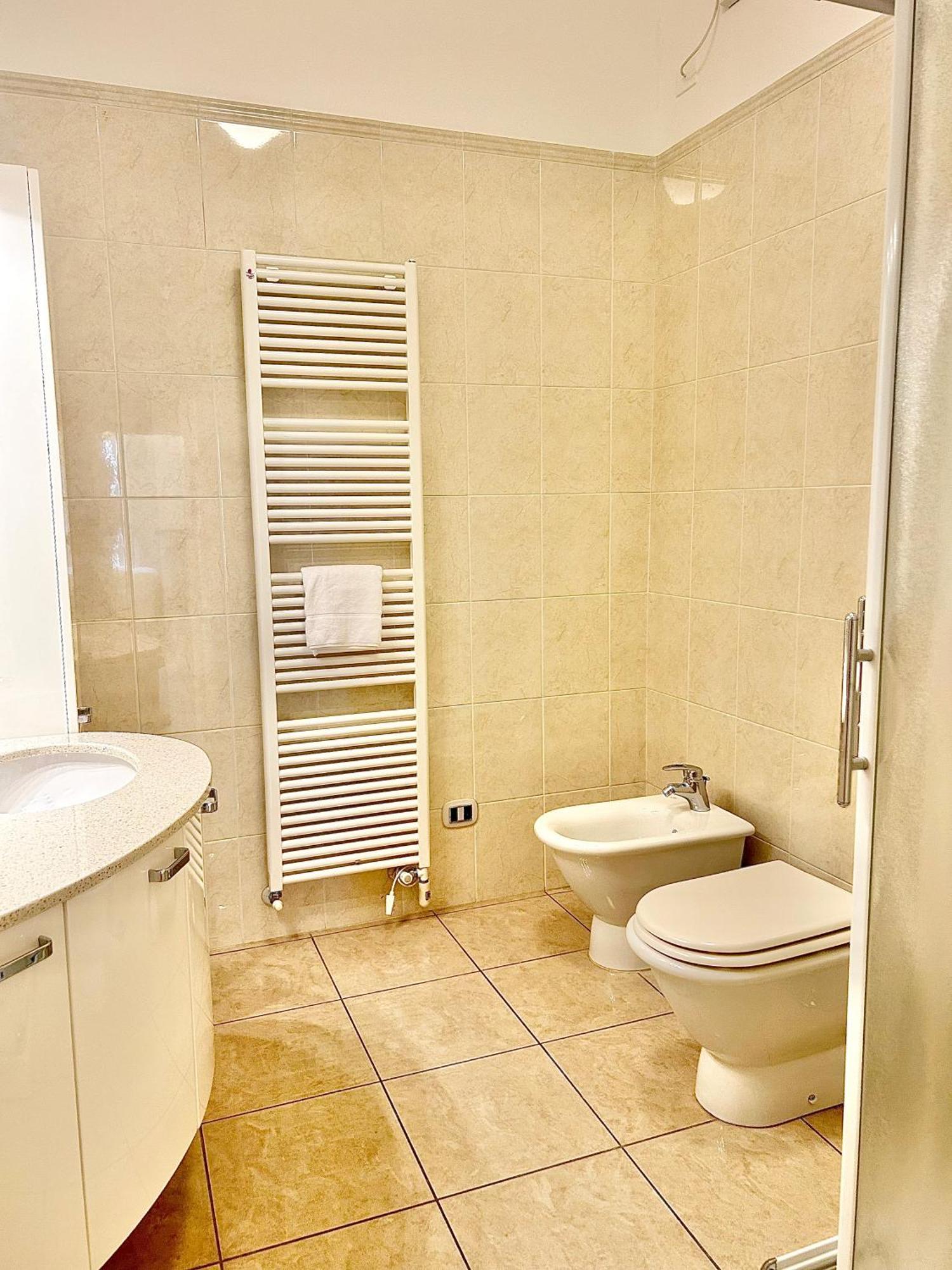 Porta Torre - By Relais Di Giada Apartment *