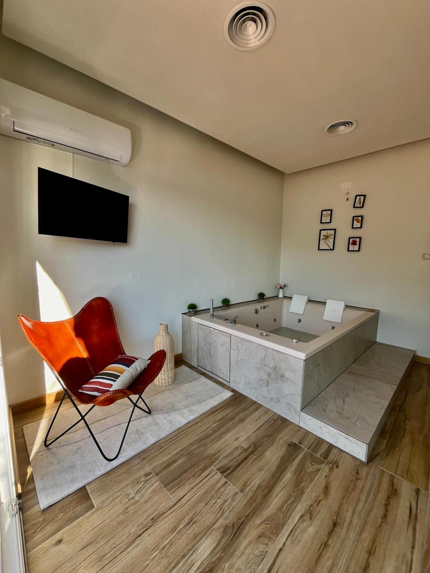Giulietta View Jacuzzi 108 *