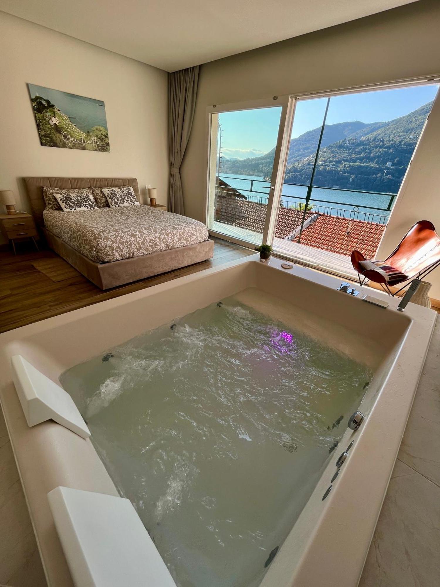 Giulietta View Jacuzzi 108 Holiday home *