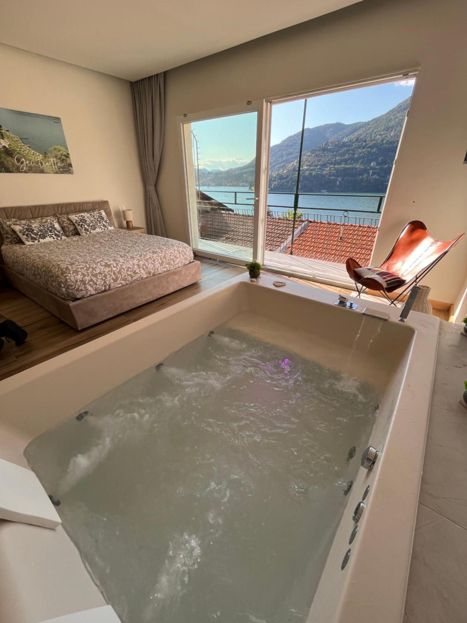 Giulietta View Jacuzzi 108 *