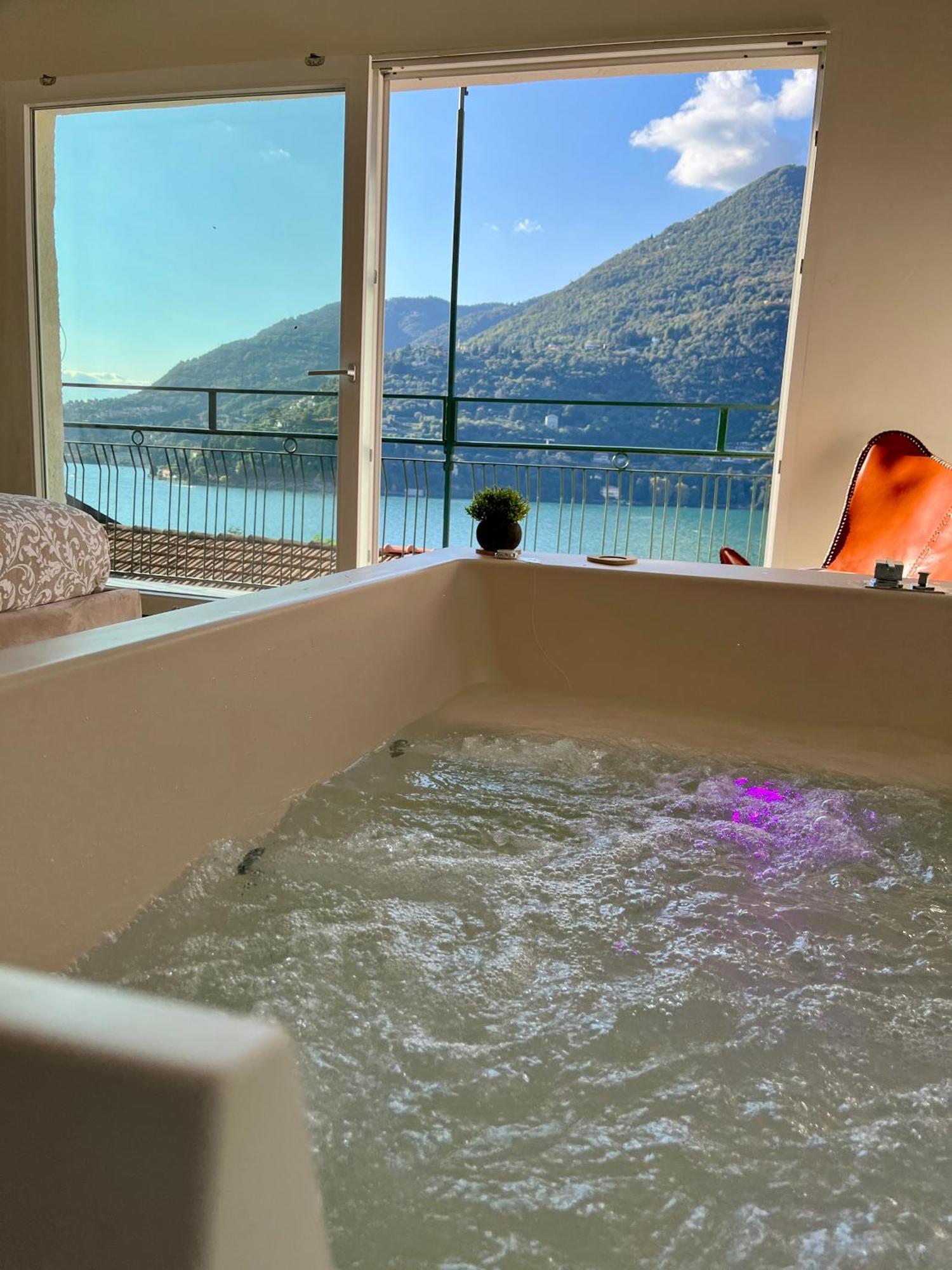 Giulietta View Jacuzzi 108 Blevio