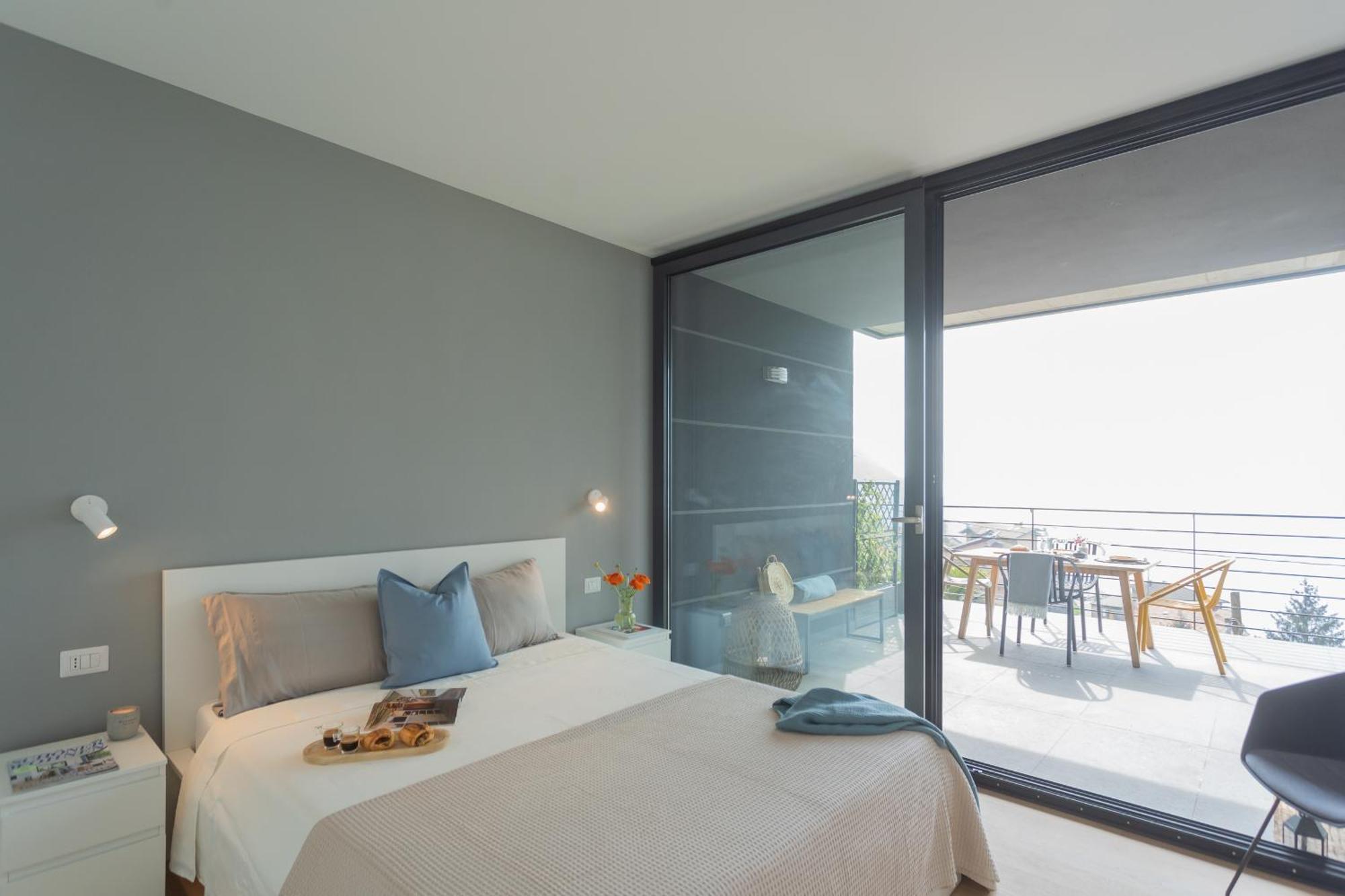 Apartment Residenza Maxim With Pool By Rent Nesso