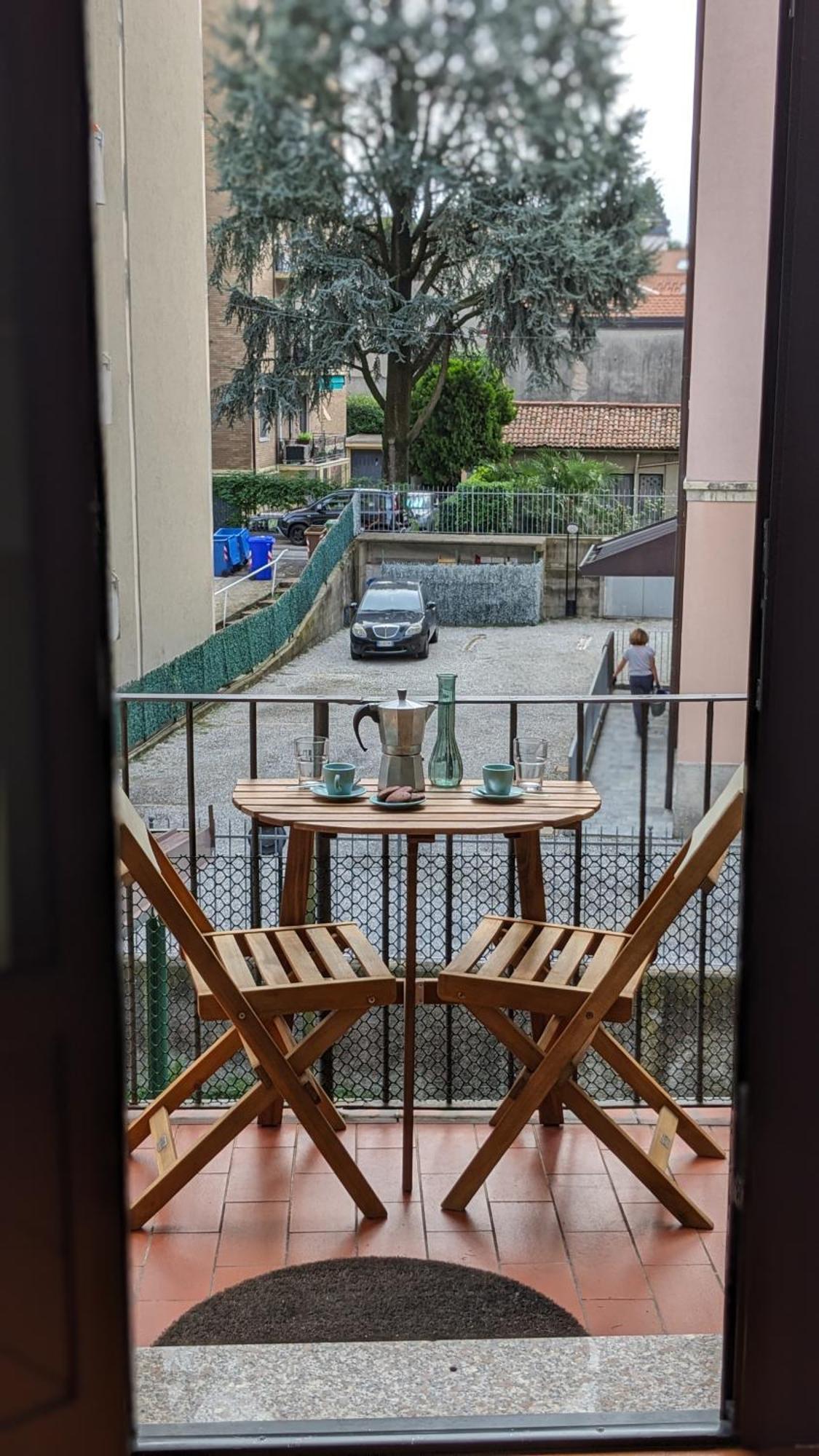 Modern And Cozy Live Like A Local Apartment