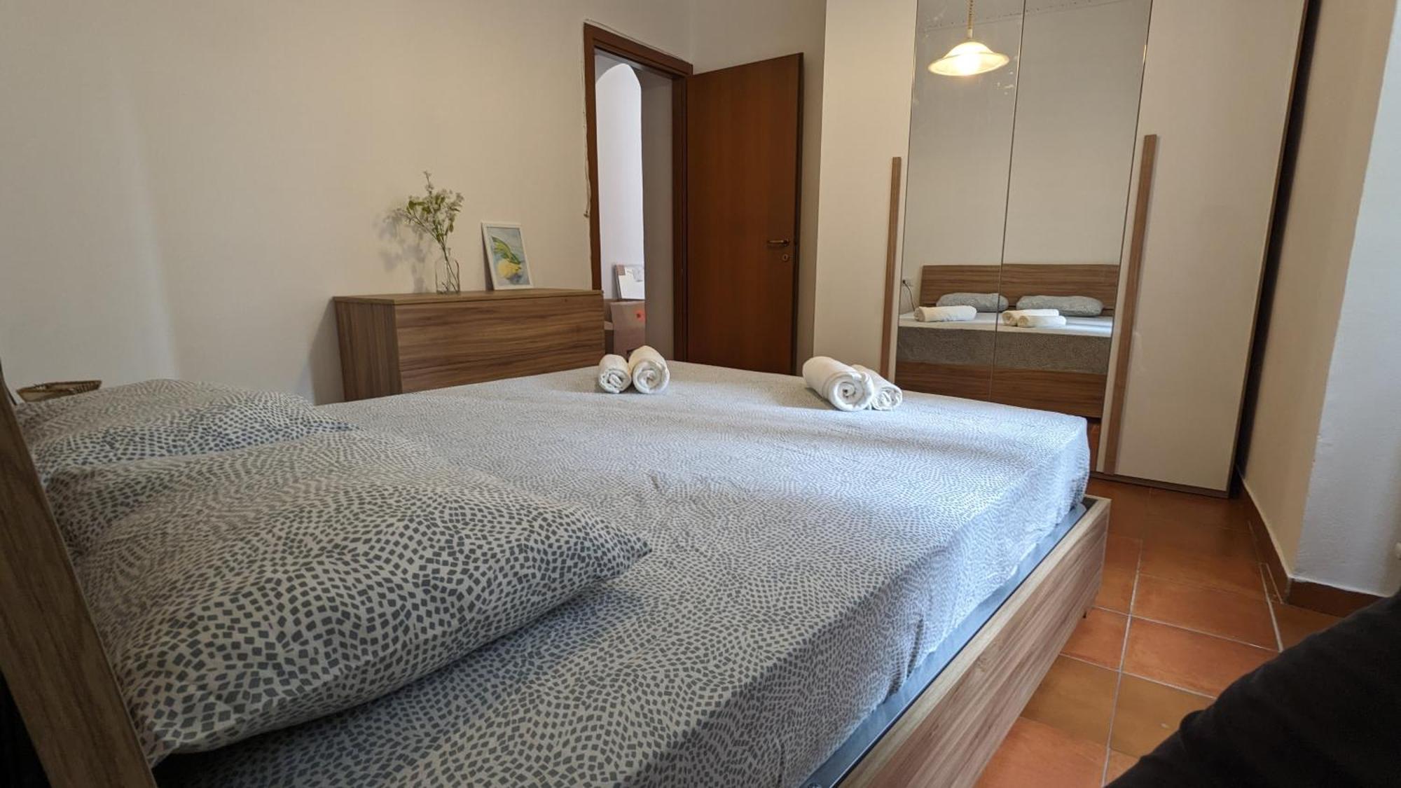 Apartment Modern And Cozy Live Like A Local
