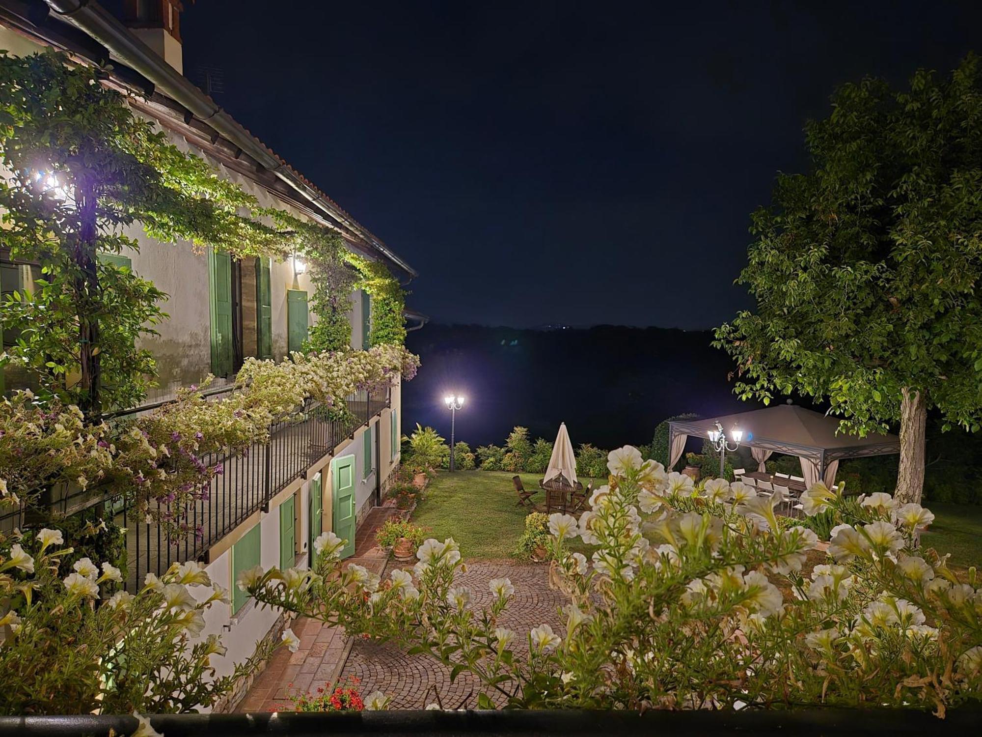 Casale Raffaello Bed & Breakfast *