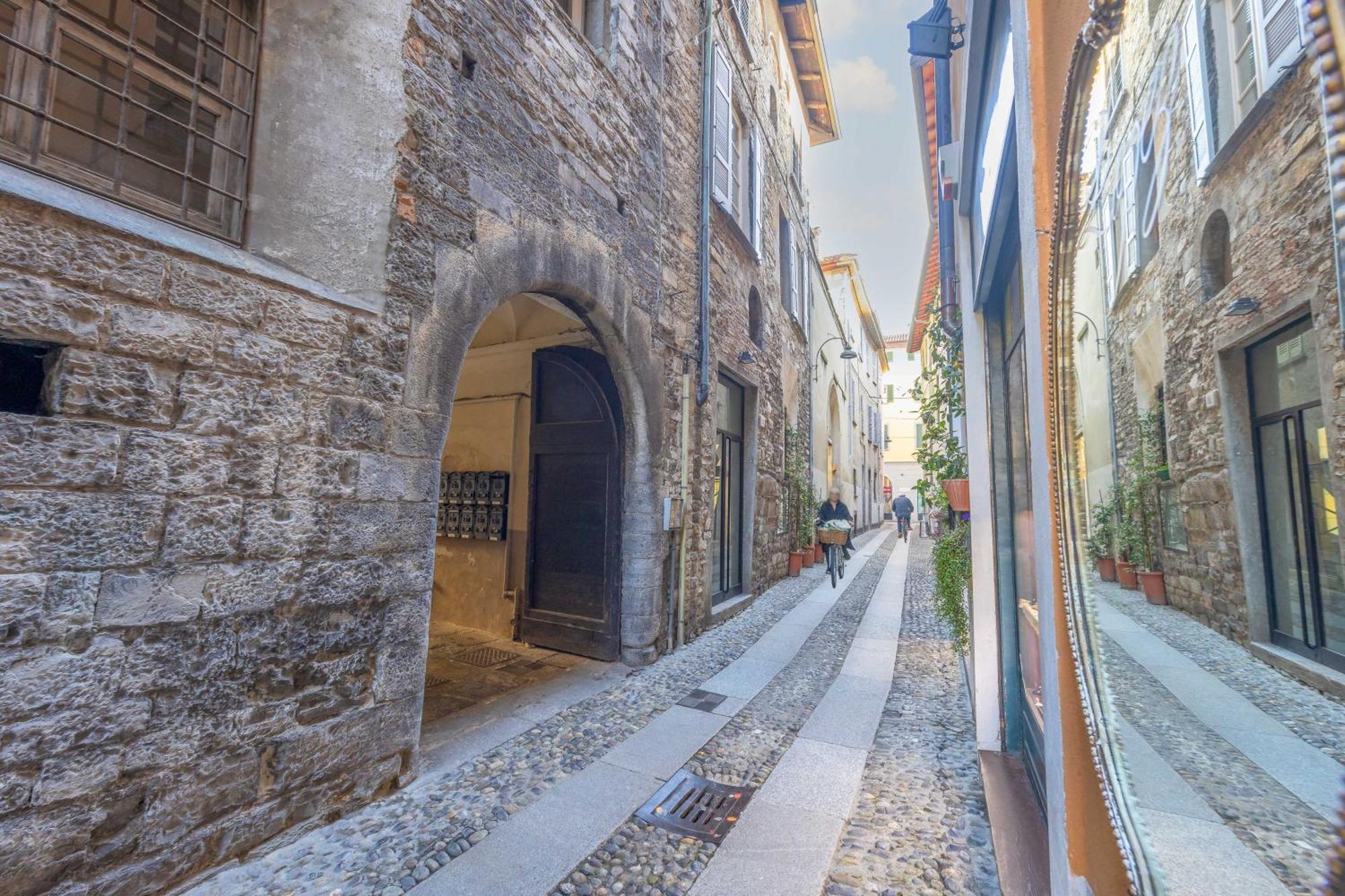 Domus Cortesella *