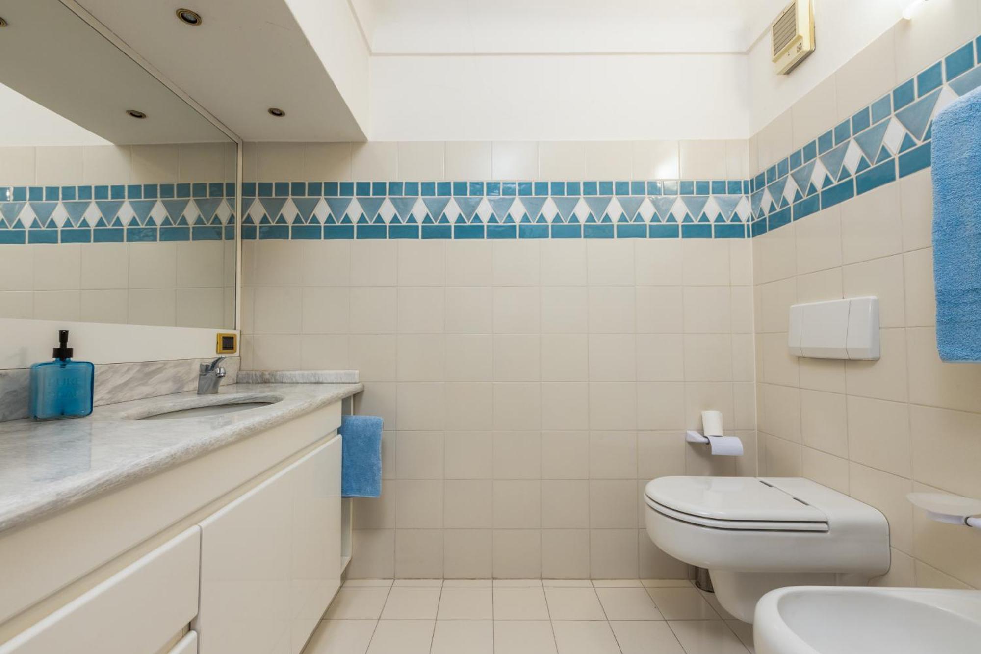 Unico Luxury Living In Duomo Apartment