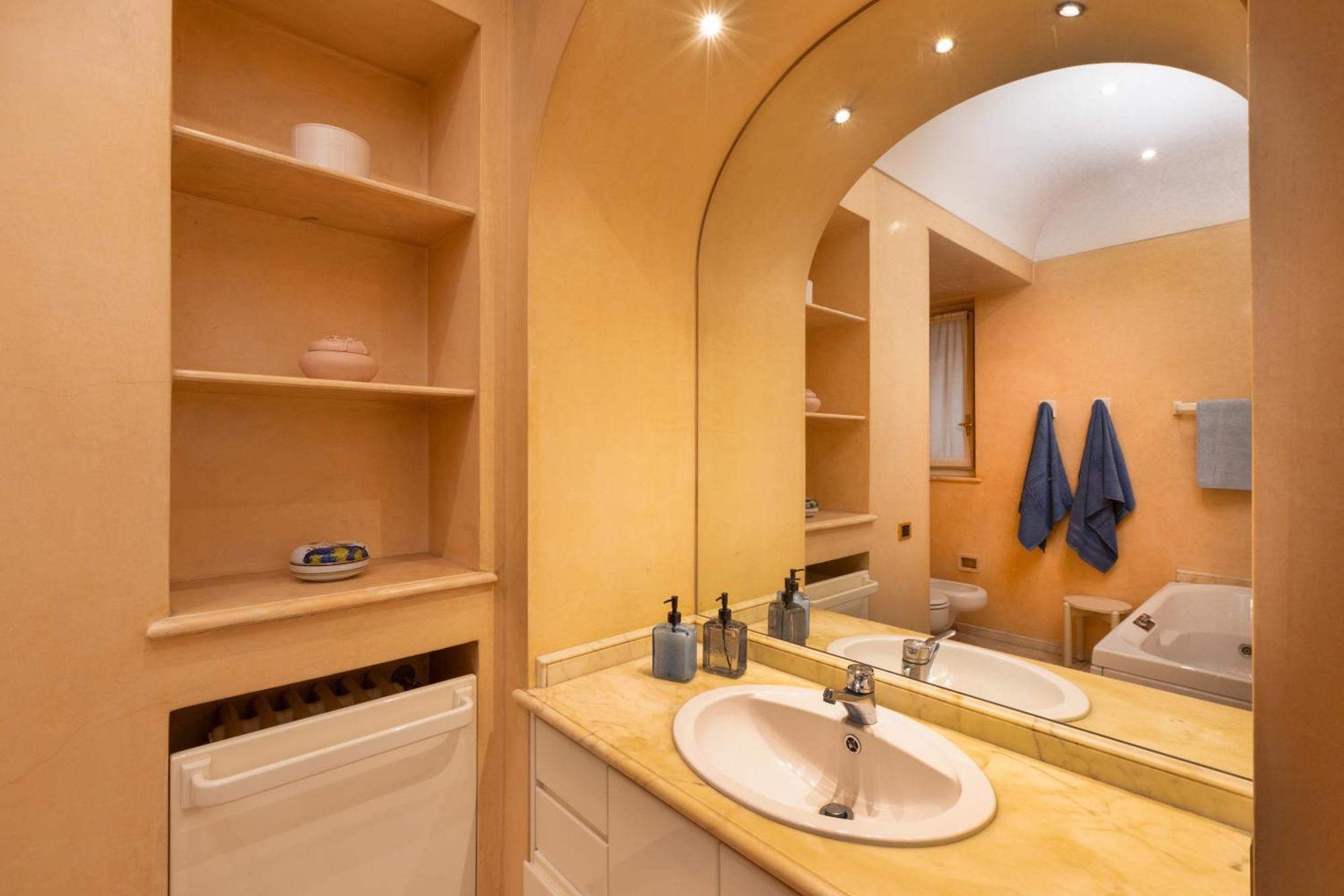 Apartment Unico Luxury Living In Duomo Como