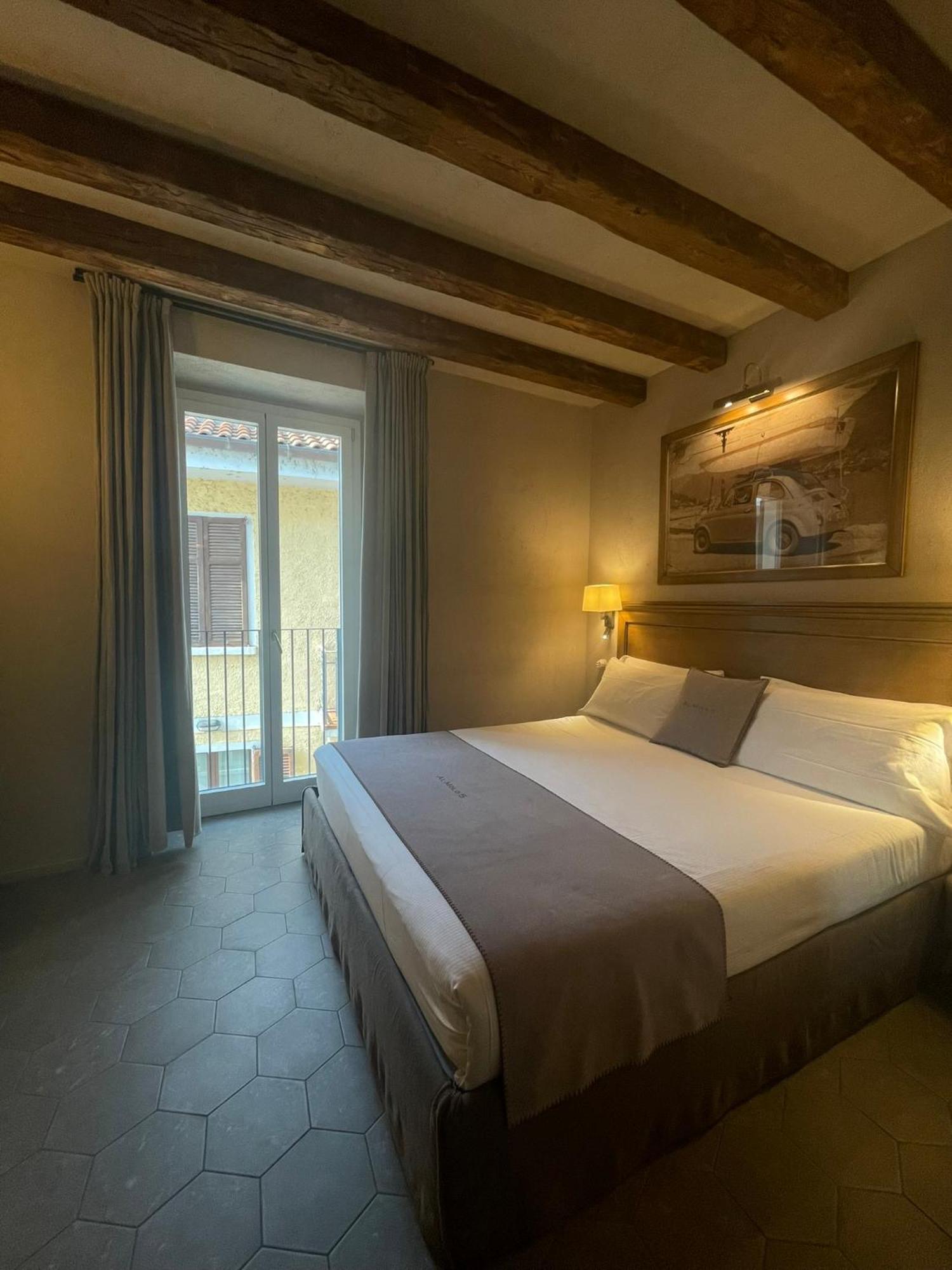 Gasthof Al Molo 5 - Front Oliveto Lario