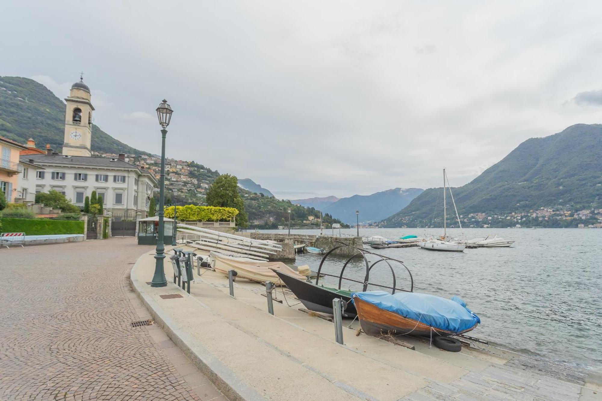 La Piazza Di By Rent Apartment