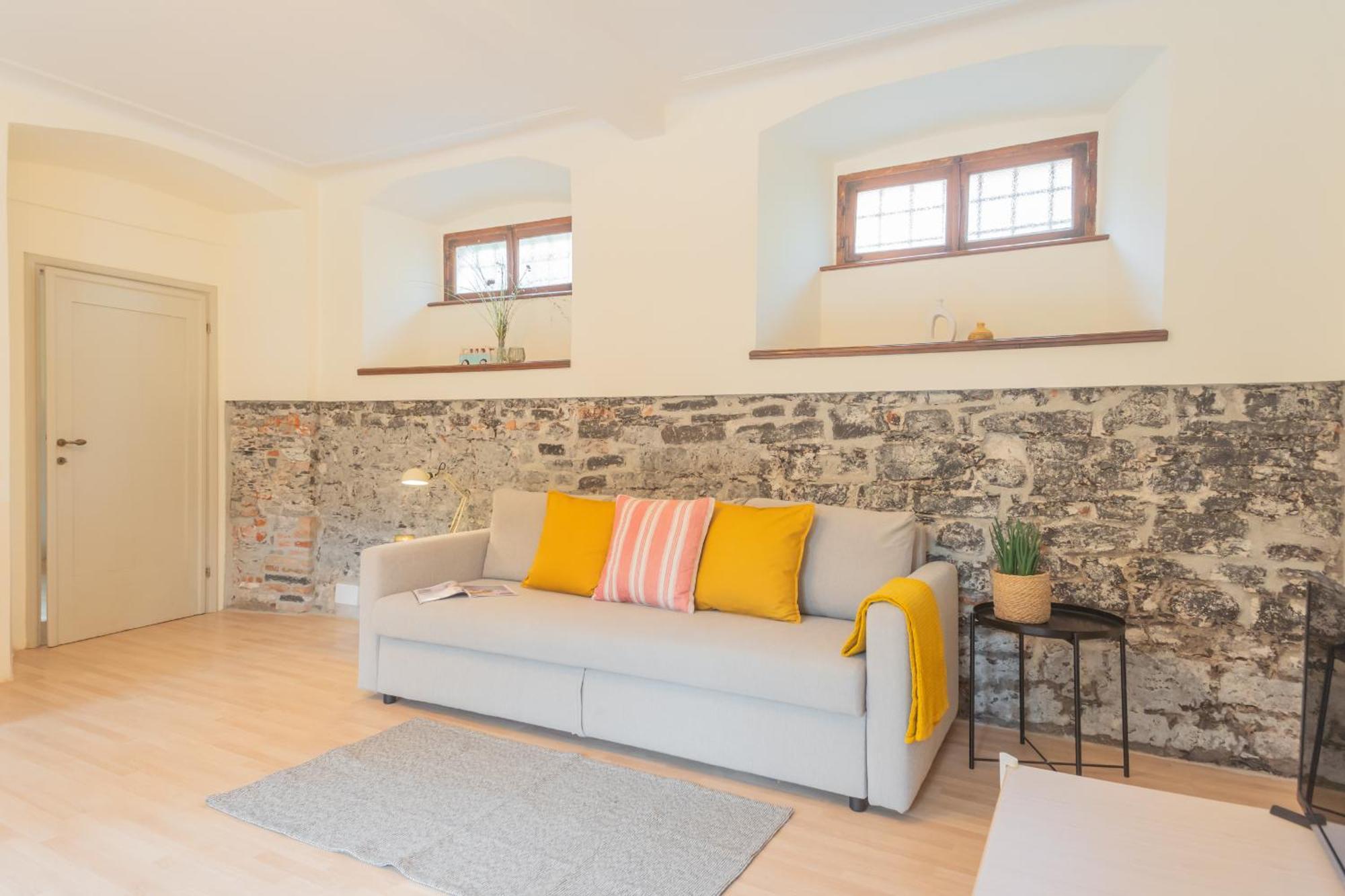 Apartment La Piazza Di By Rent Cernobbio