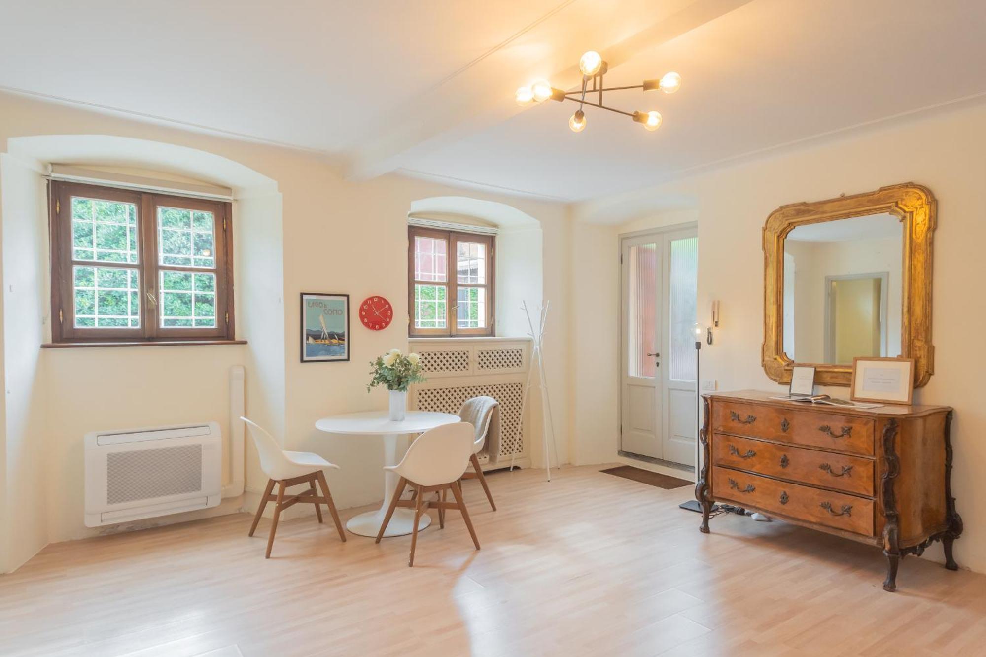 La Piazza Di By Rent Apartment