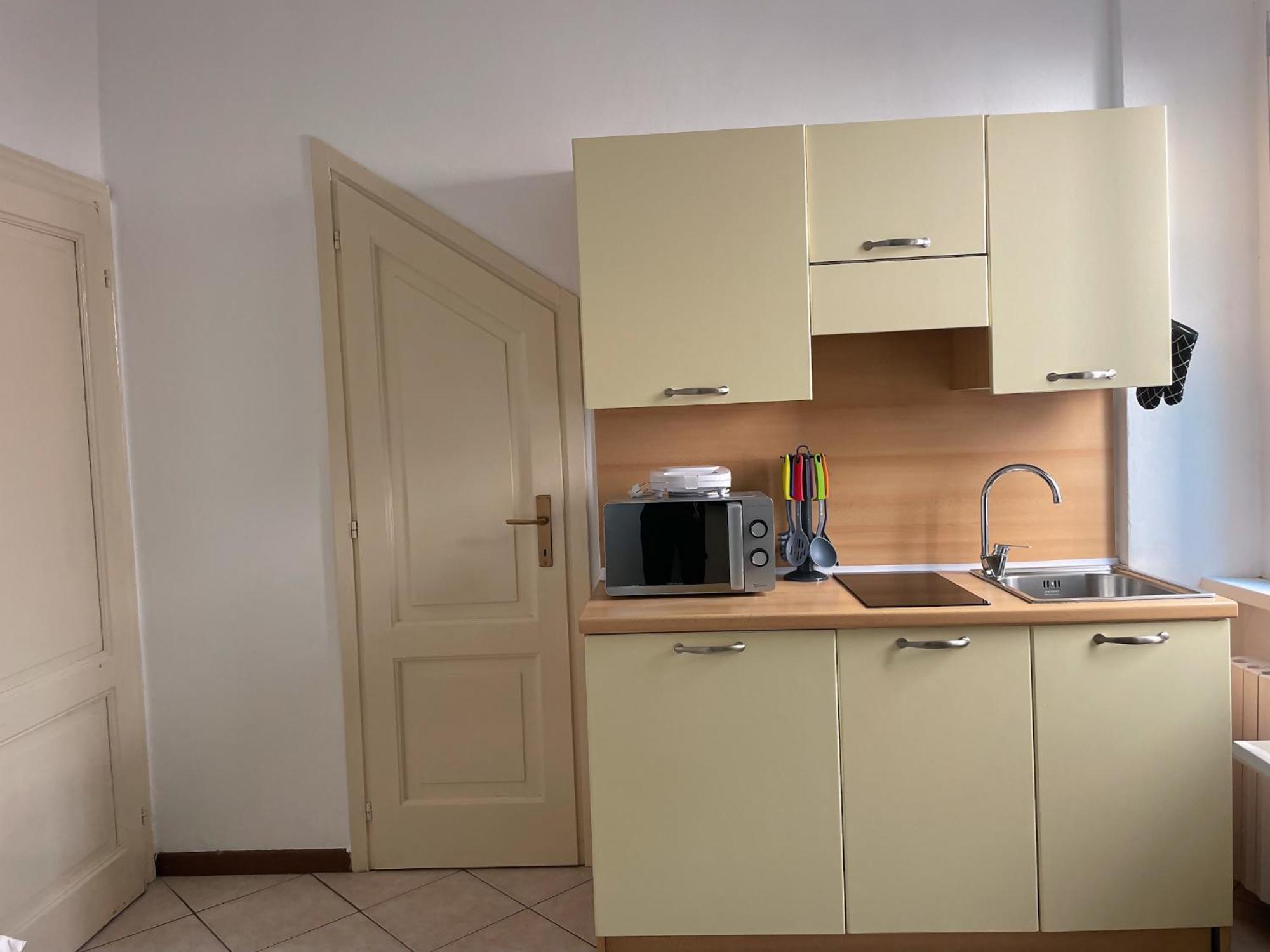Roncati 7 Center Town Apartment