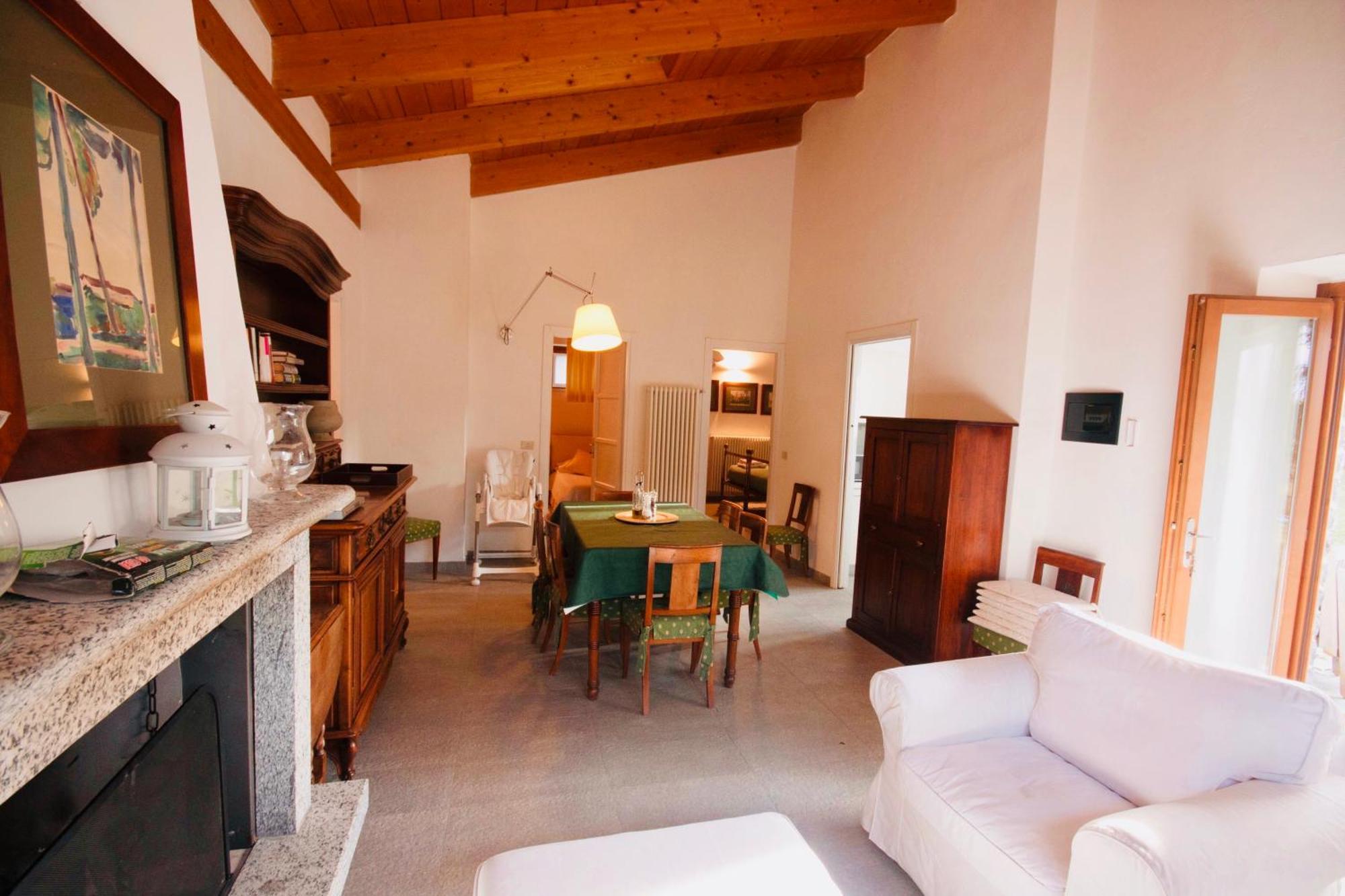 Aparthotel Castello Di Vezio