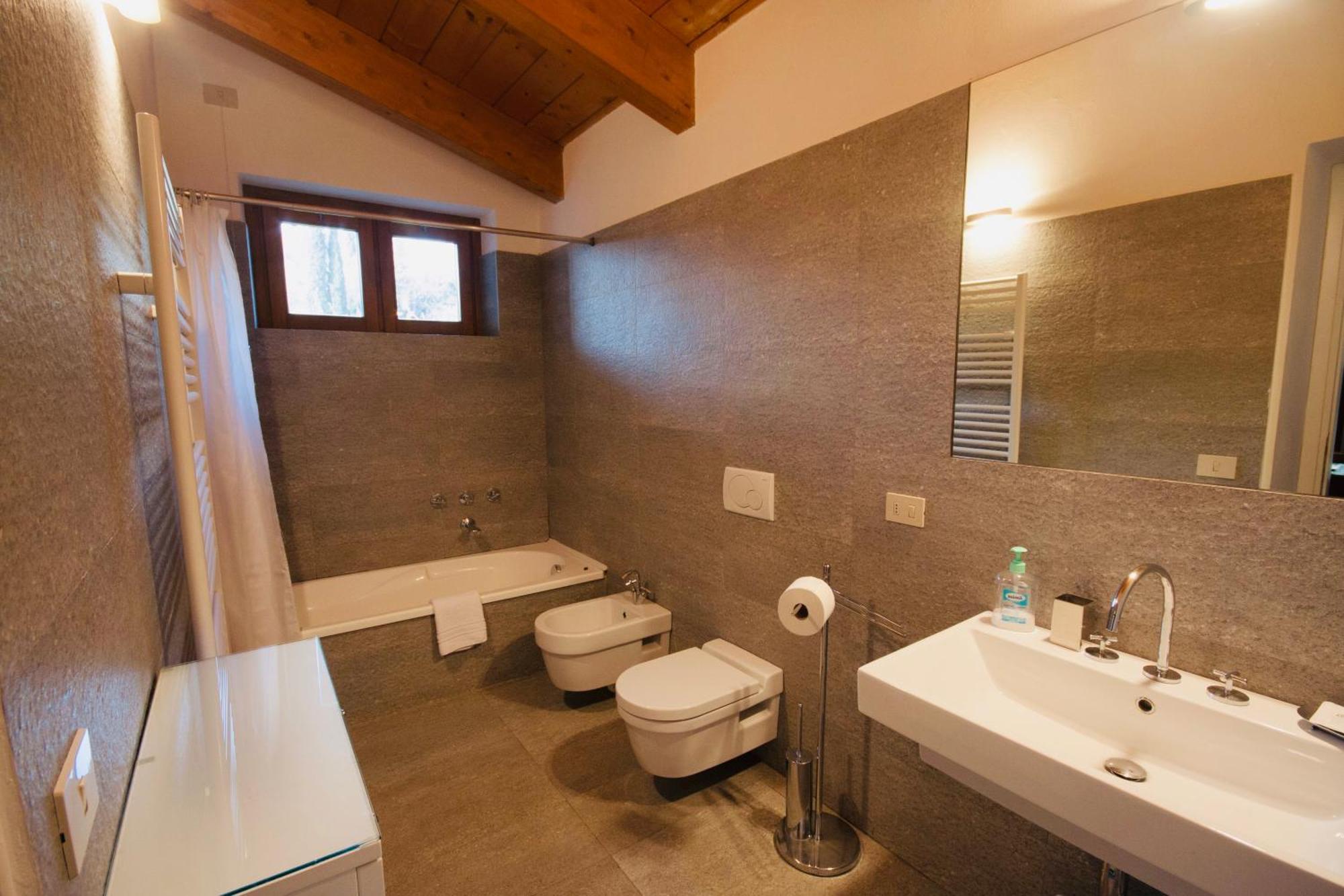 Aparthotel Castello Di Vezio *