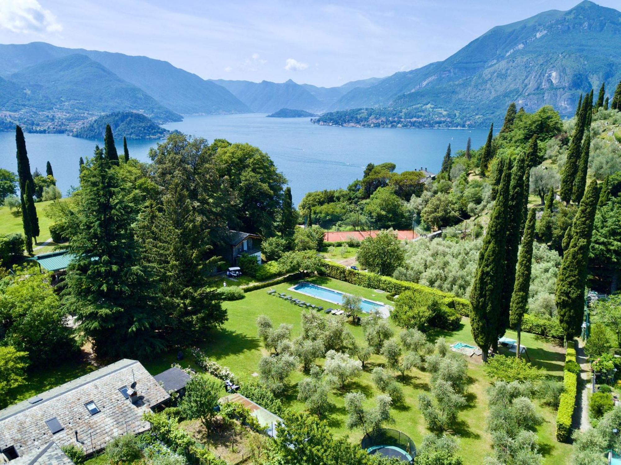 Castello Di Vezio Aparthotel