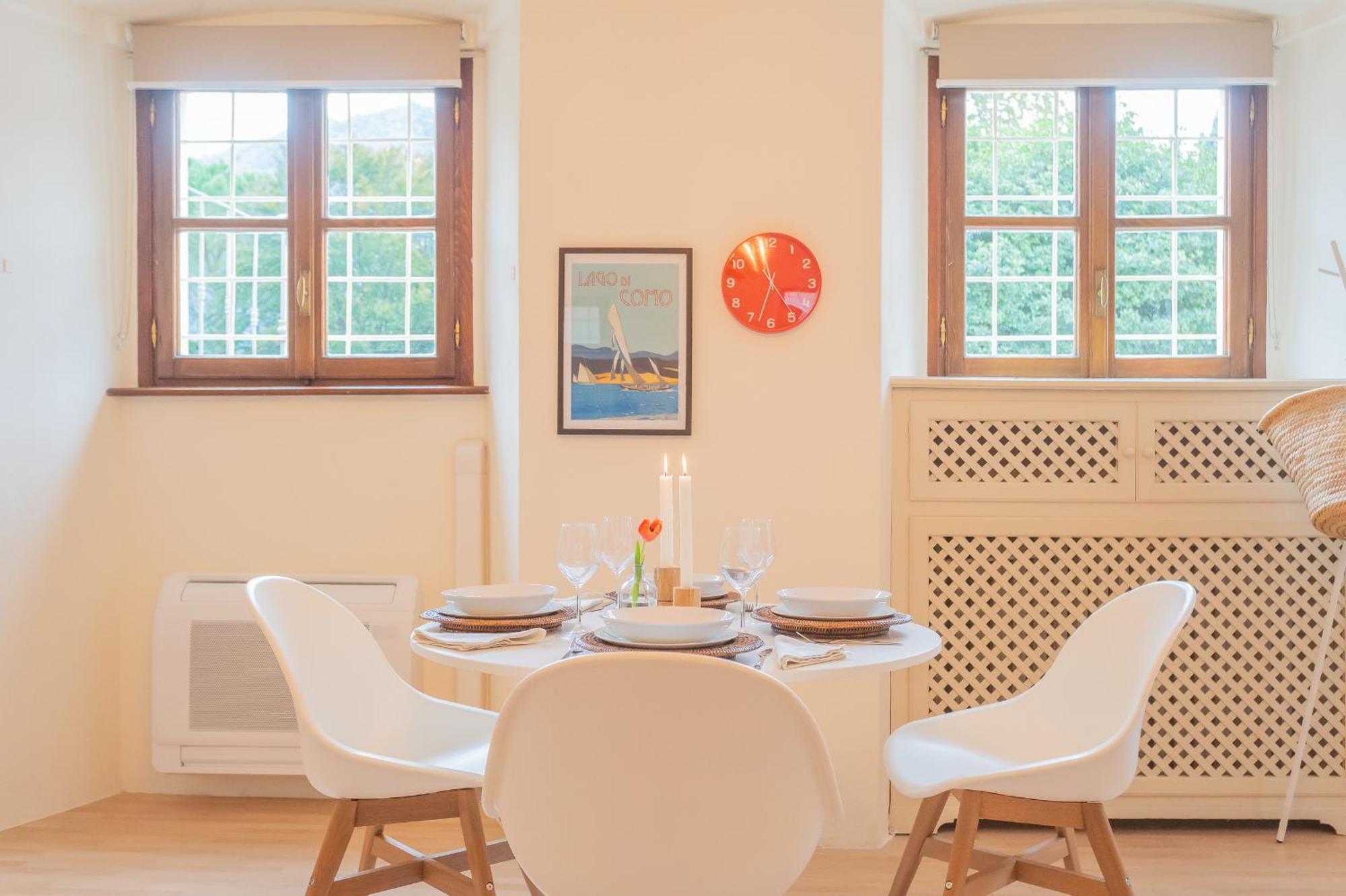 Apartment La Piazza Di By Rent Cernobbio