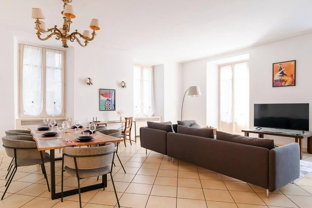 Luxury On The Center Of
