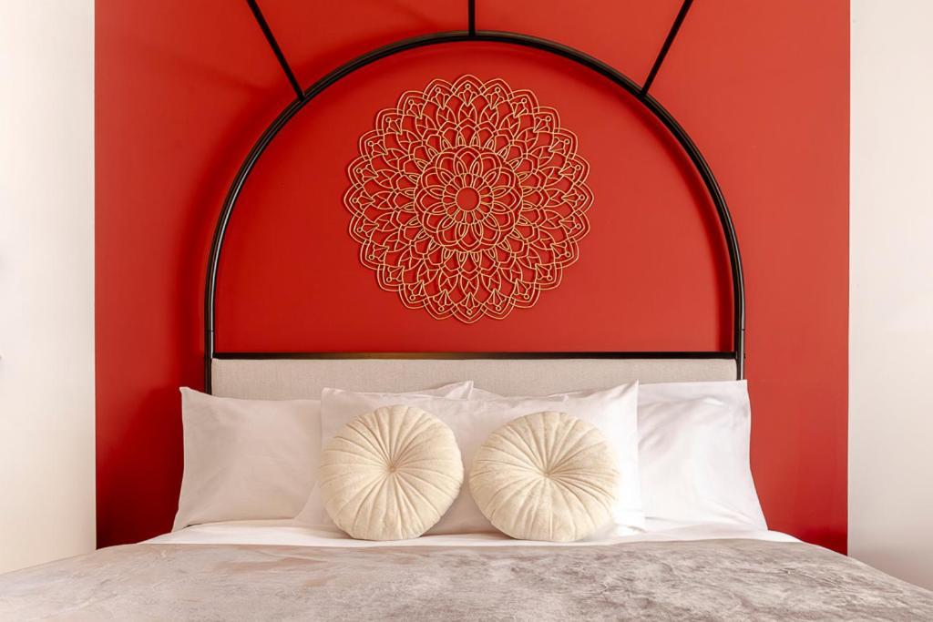 Red Luxury