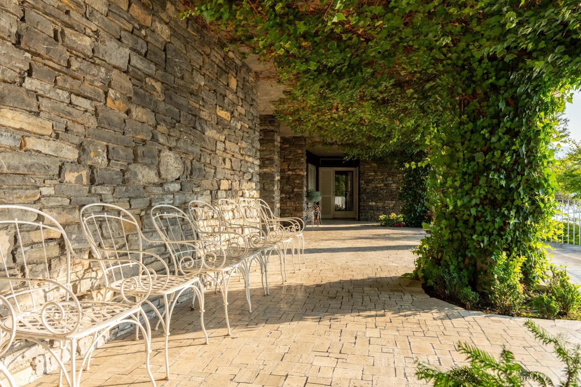 Lucy - Porzione Di Con Giardino * Varenna