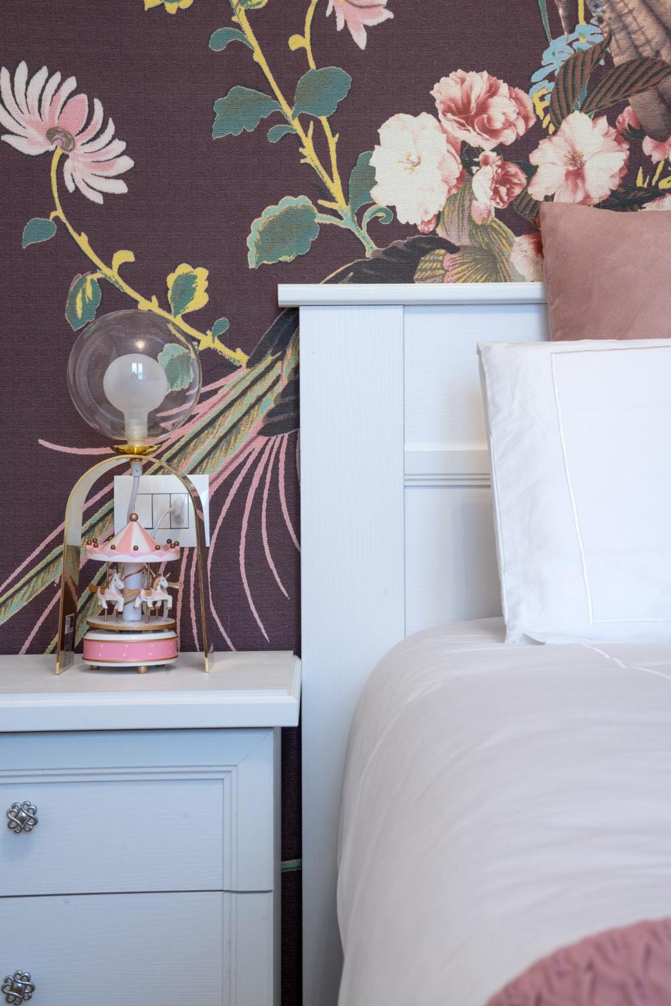 Lora Flowers Suite, Free Parking,self Check In, 5