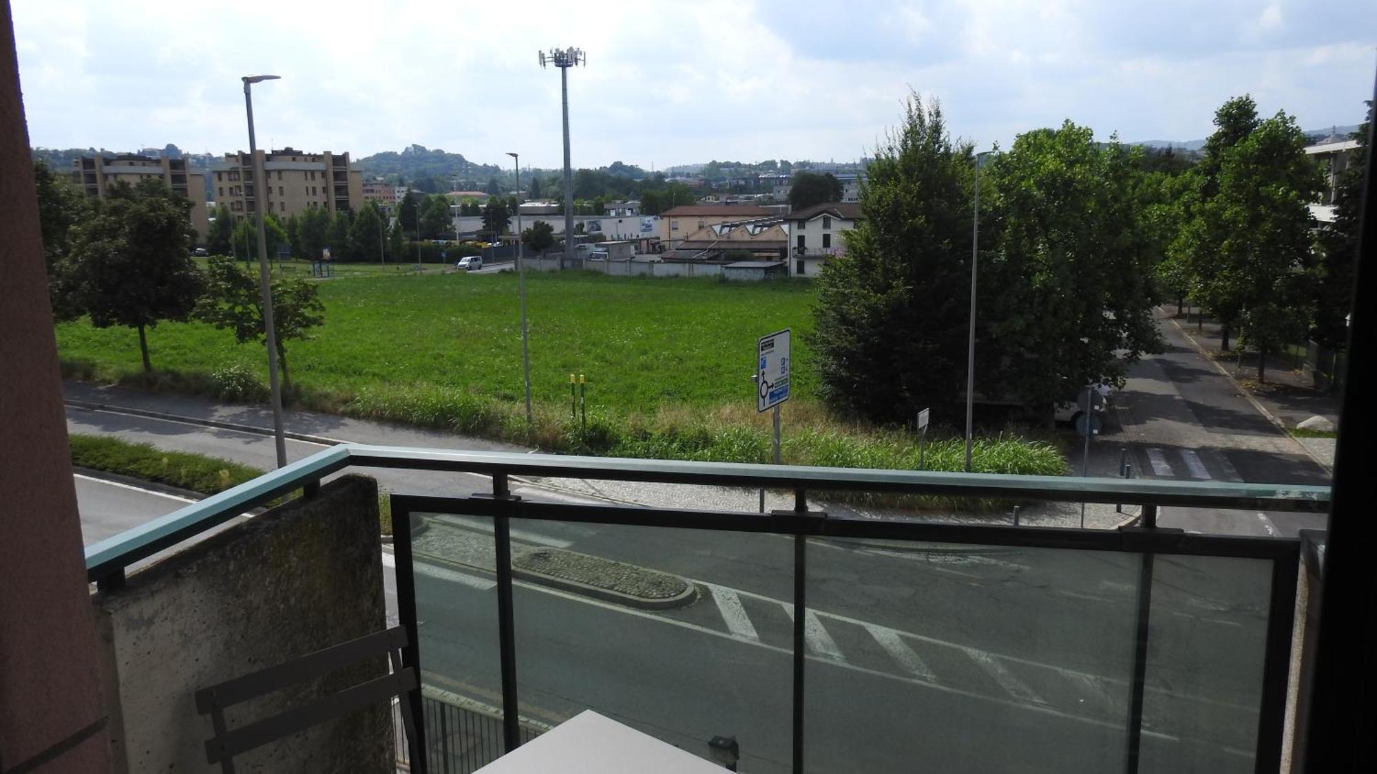 Gin E Gepa Monolocale Apartment Como