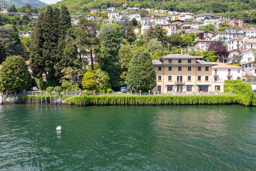 Villa Lakefront 1800s Private Dock, Art Luxury Carate Urio